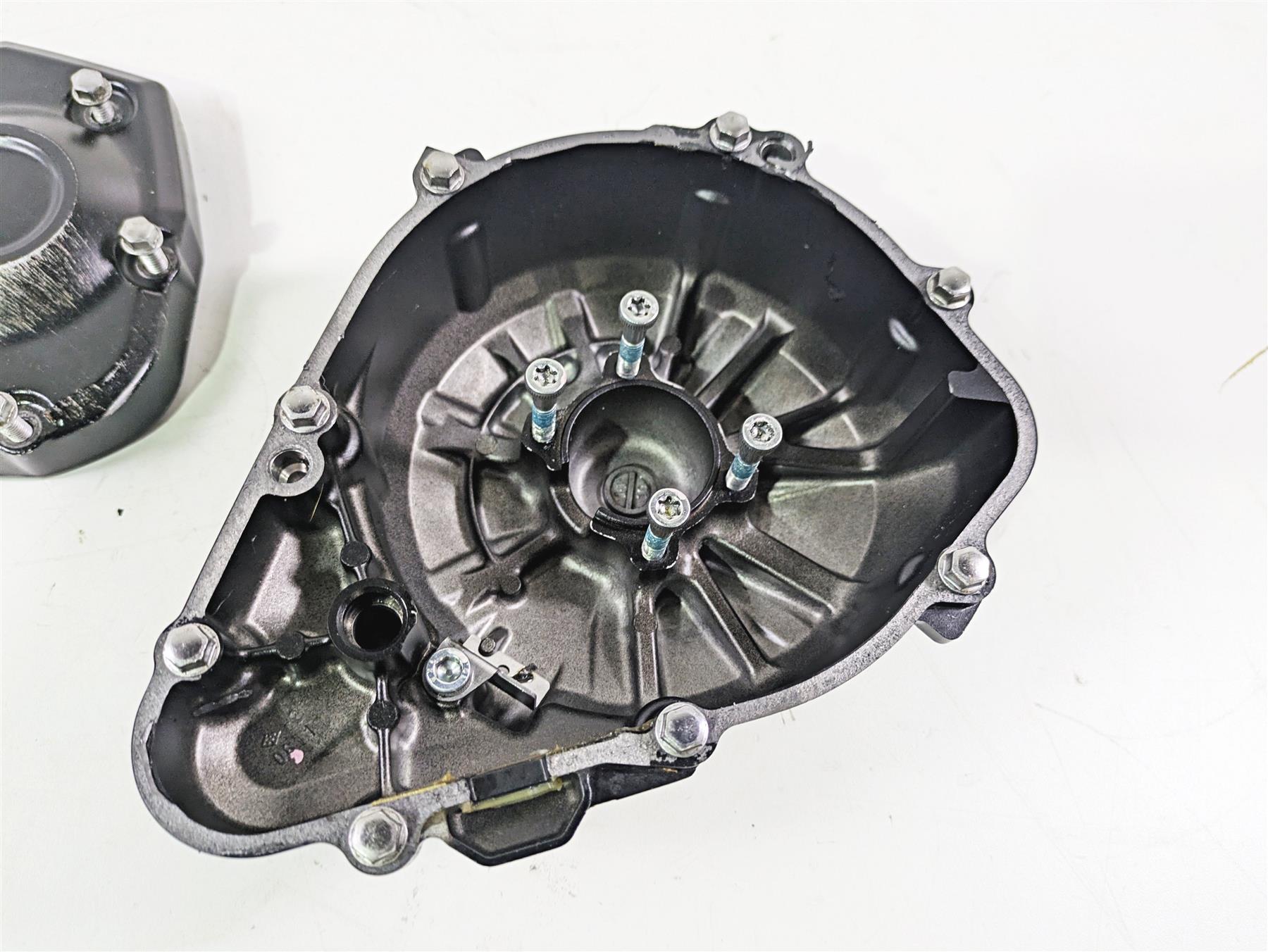 2021 Kawasaki Z900 ZR900 Stator Clutch Engine Side Cover Set 14031-0640 {{ shop.shopifyCountryName }} - Mototech271