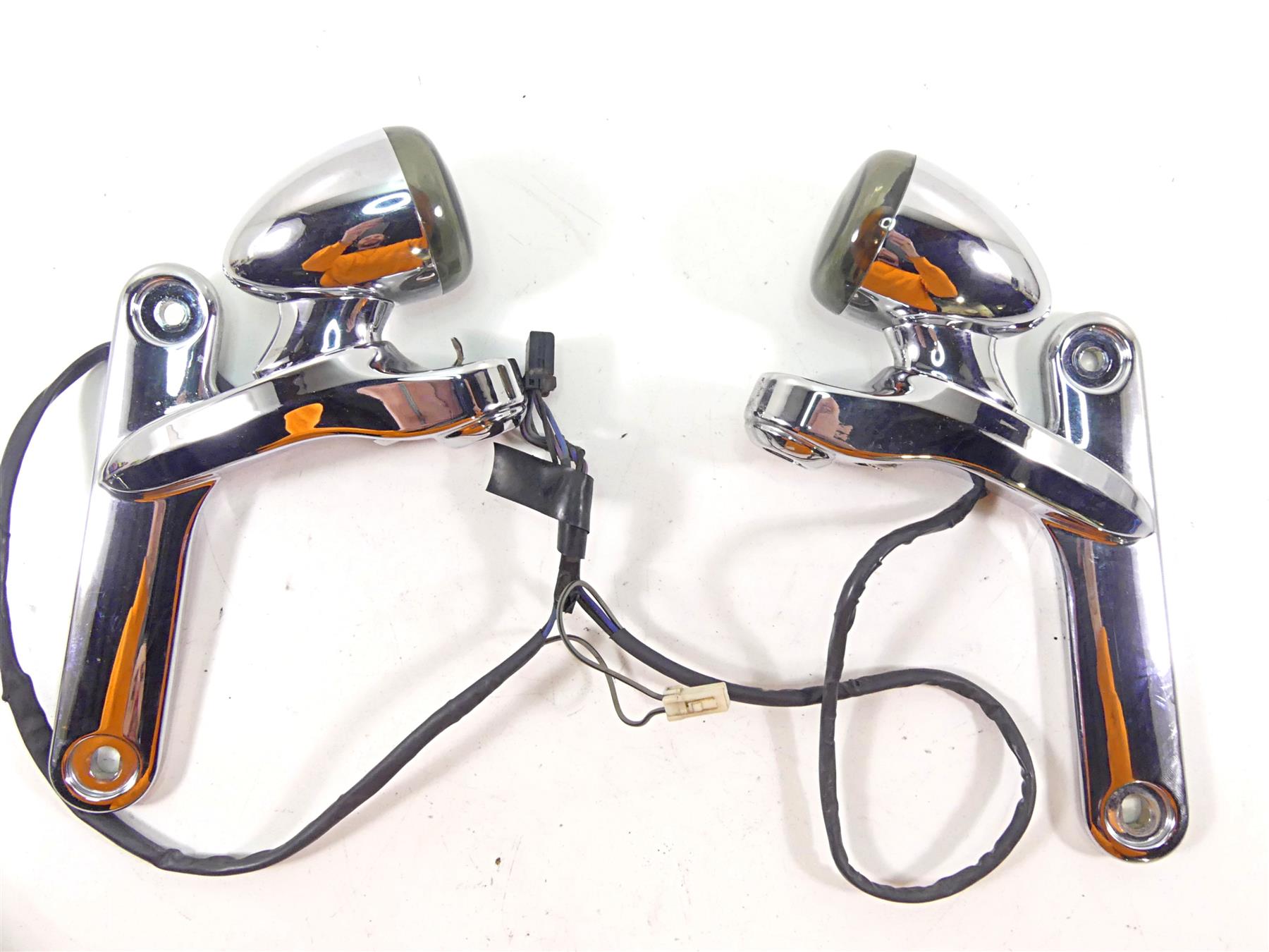 2007 Harley Touring FLHRSE CVO Road King Front Blinker Turn Signal Set 69548-06 | Mototech271