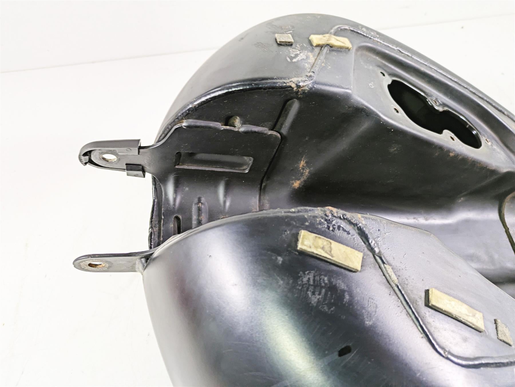 2018 Harley Softail FXFBS Fat Bob Fuel Gas Petrol Tank - No Dent 61000675 {{ shop.shopifyCountryName }} - Mototech271