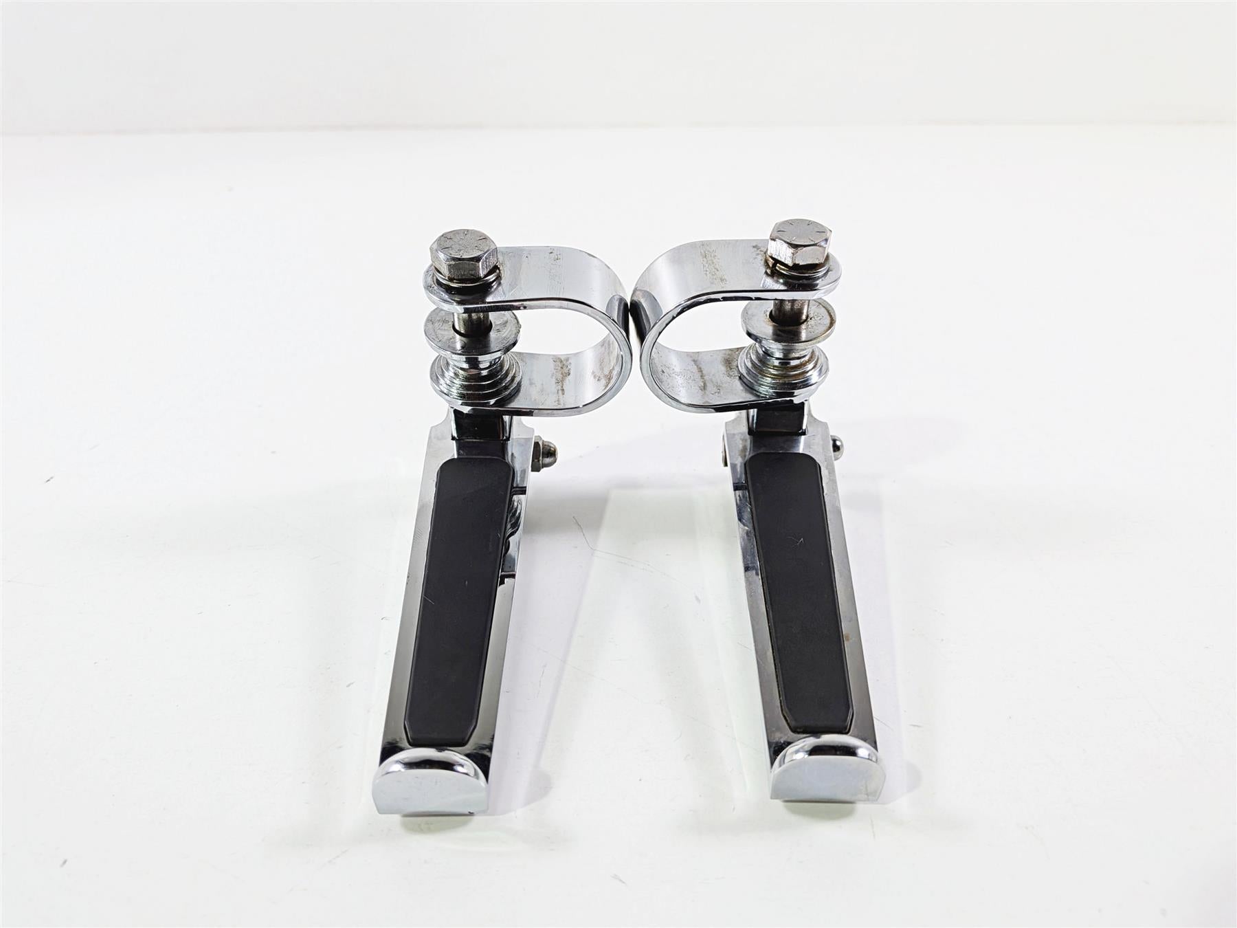 2018 Harley FLHTCU Touring Electra Glide Engine Guard Highway Peg Set 49144-86-Mototech271