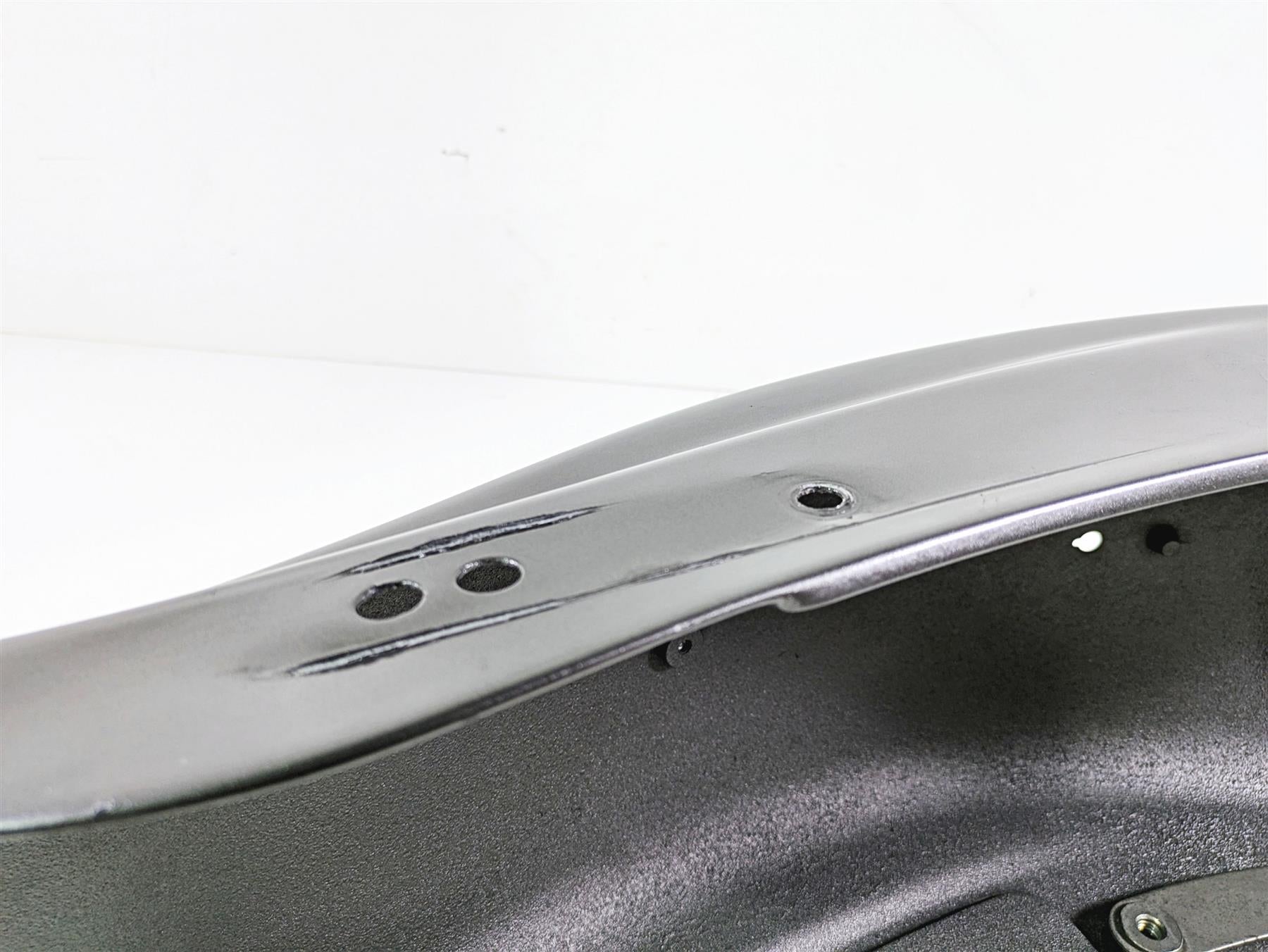 2009 Harley FLSTSB Cross Bones Rear Fender Custom Silver Paint - Read 59914-06 {{ shop.shopifyCountryName }} - Mototech271