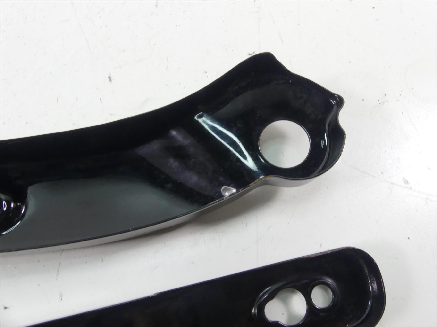 2010 Harley FXDWG Dyna Wide Glide Black Fender Struts Braces 59459-10 59461-10 {{ shop.shopifyCountryName }} - Mototech271