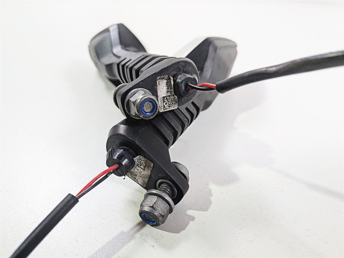 2023 BMW R nineT Scrambler K23 Rear Turn Singal Blinker Set 63138557204 {{ shop.shopifyCountryName }} - Mototech271