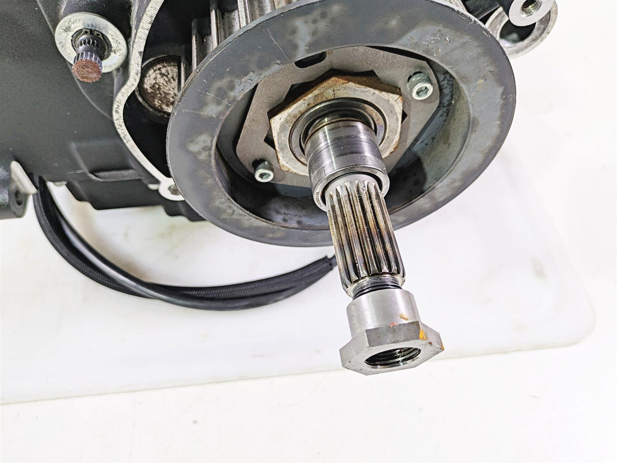 2015 Harley FXDL Dyna Low Rider 6 Speed Transmission Gear Box 4K 33083-10A {{ shop.shopifyCountryName }} - Mototech271