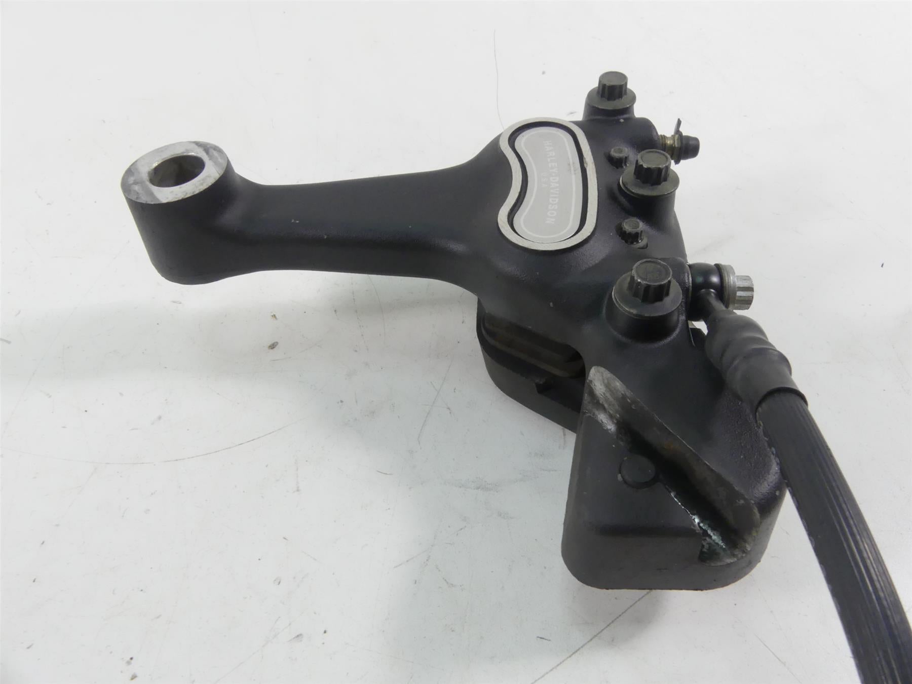 2005 Harley FXDWGI Dyna Wide Glide Rear Brake Caliper + Line 44017-00D {{ shop.shopifyCountryName }} - Mototech271