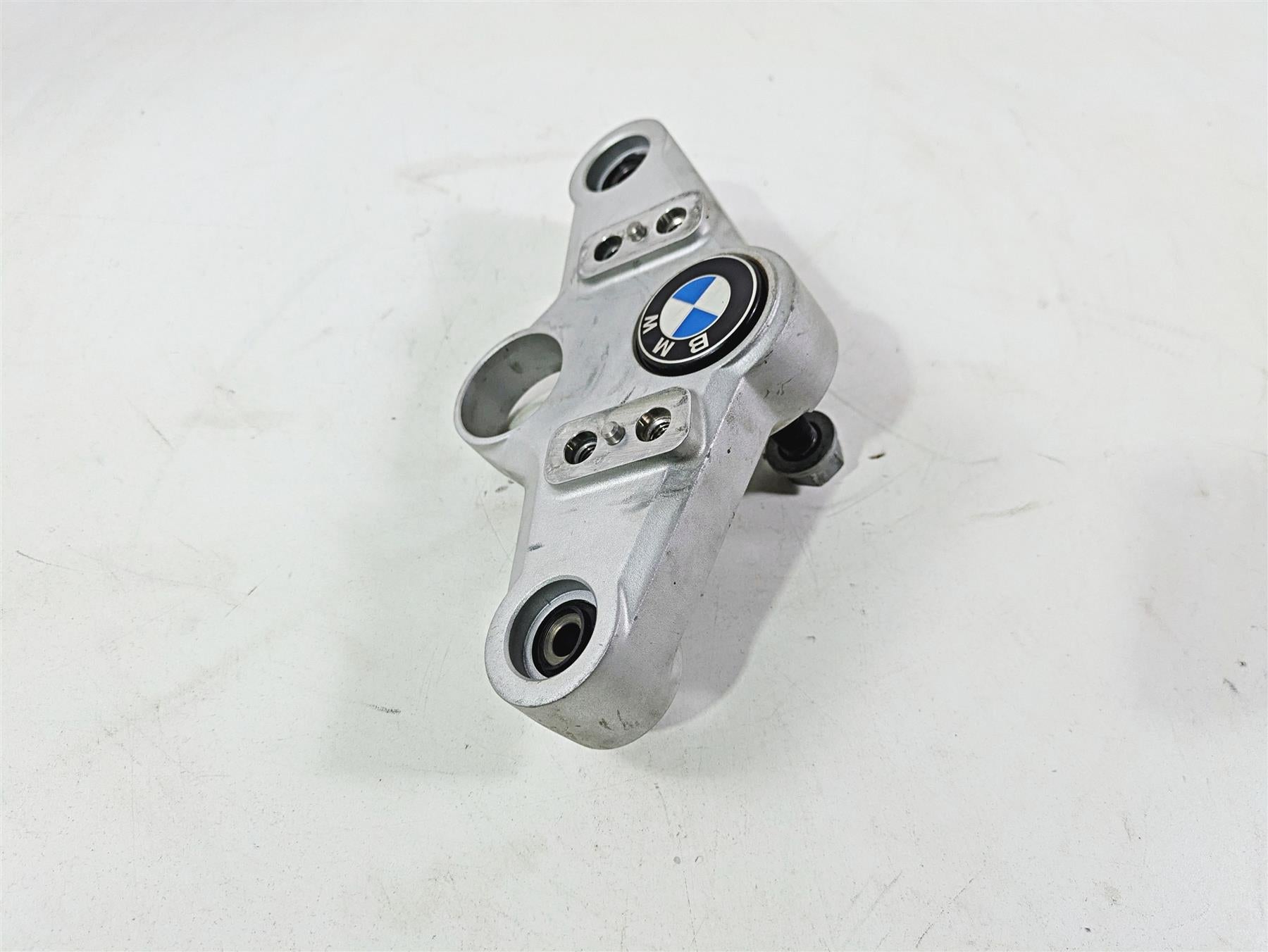 2009 BMW R1200GS K255 Adv Upper Triple Tree Steering Clamp 31427718170 {{ shop.shopifyCountryName }} - Mototech271