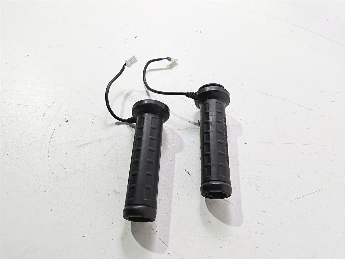 2022 Harley RA1250 S Pan America Left Right Heated Grip Set 56100376 56100377 {{ shop.shopifyCountryName }} - Mototech271