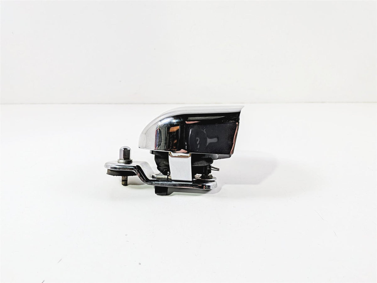 2011 Harley FXDF Dyna Fat Bob Horn & Chrome Cover 61300478A {{ shop.shopifyCountryName }} - Mototech271