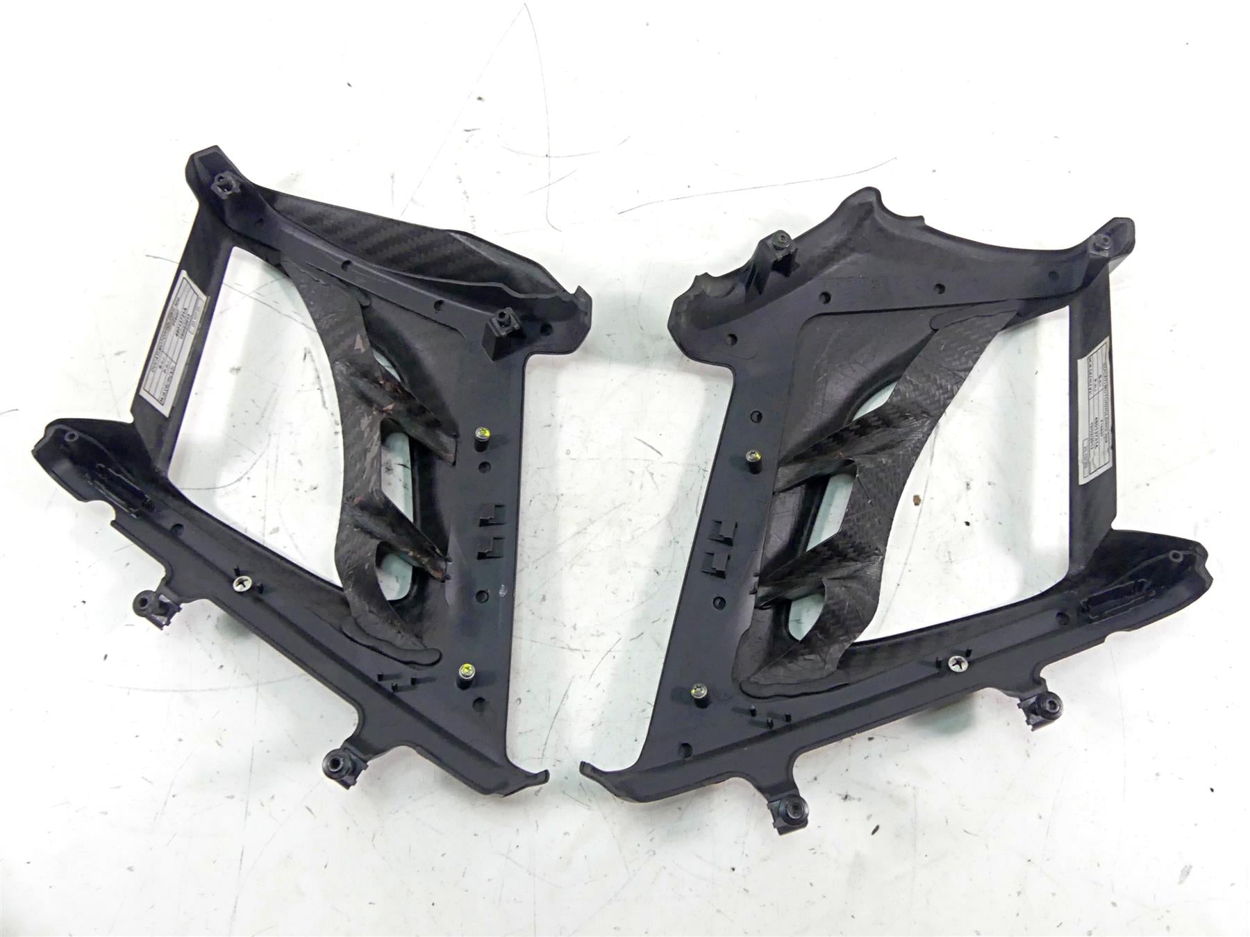 2013 Ducati Diavel Red Carbon Fiber Radiator Shroud Cover Set 48013731A {{ shop.shopifyCountryName }} - Mototech271