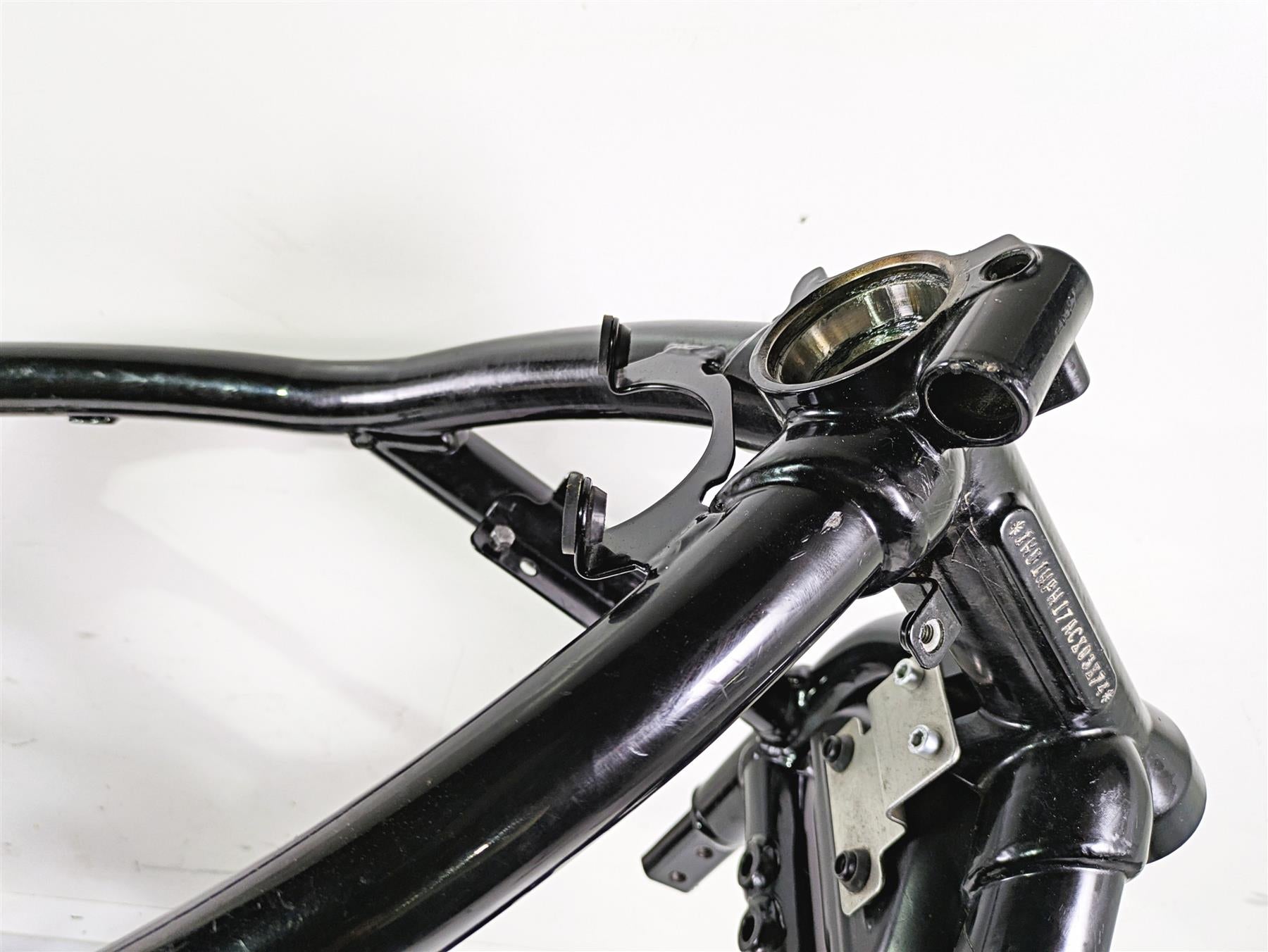 2010 Harley VRSCF Muscle Rod Straight Main Frame Chassis With Clean South Carolina Title 47764-08 {{ shop.shopifyCountryName }} - Mototech271