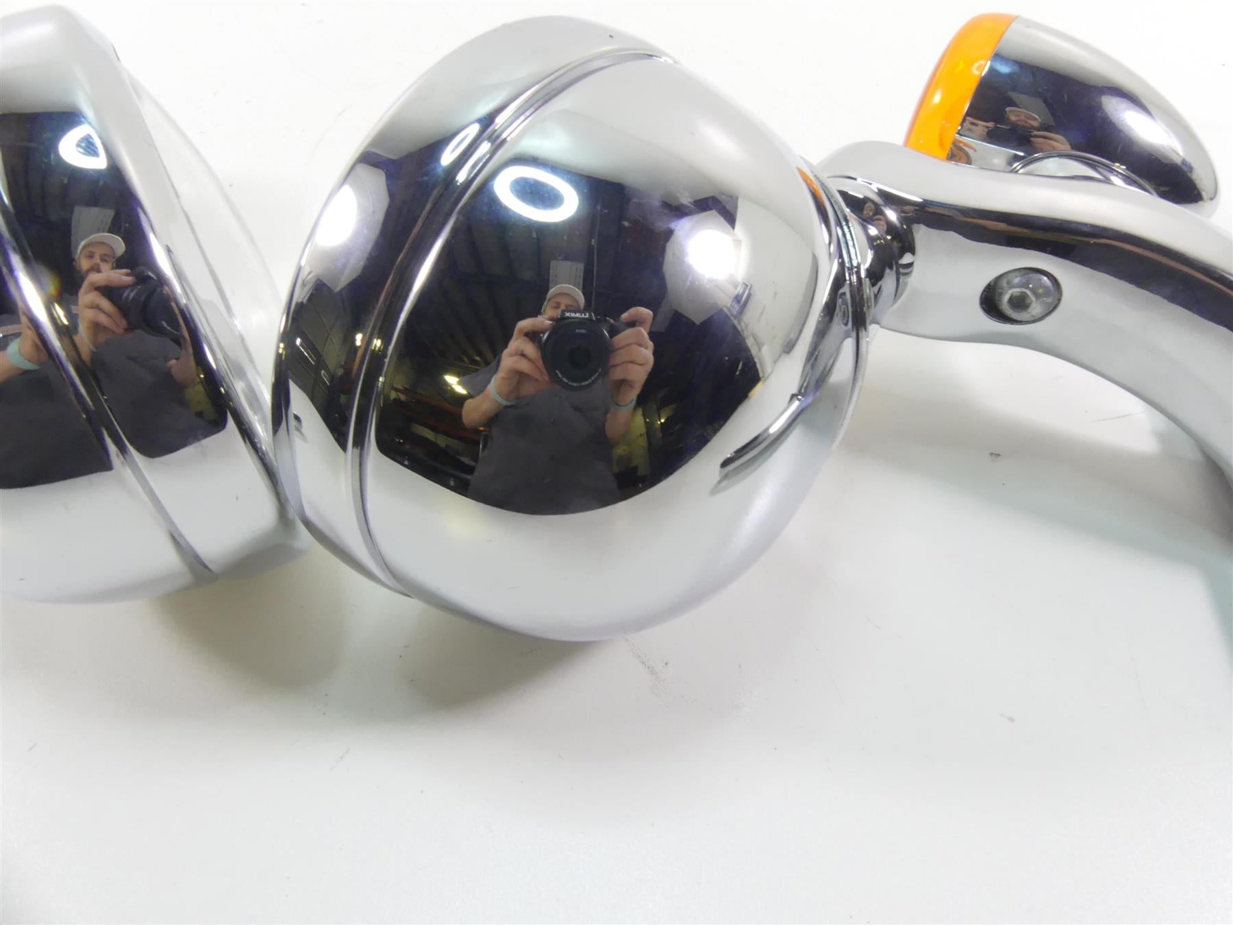 2016 Harley Touring FLHTP Electra Glide Front Spot Light Blinker set 68000022 {{ shop.shopifyCountryName }} - Mototech271
