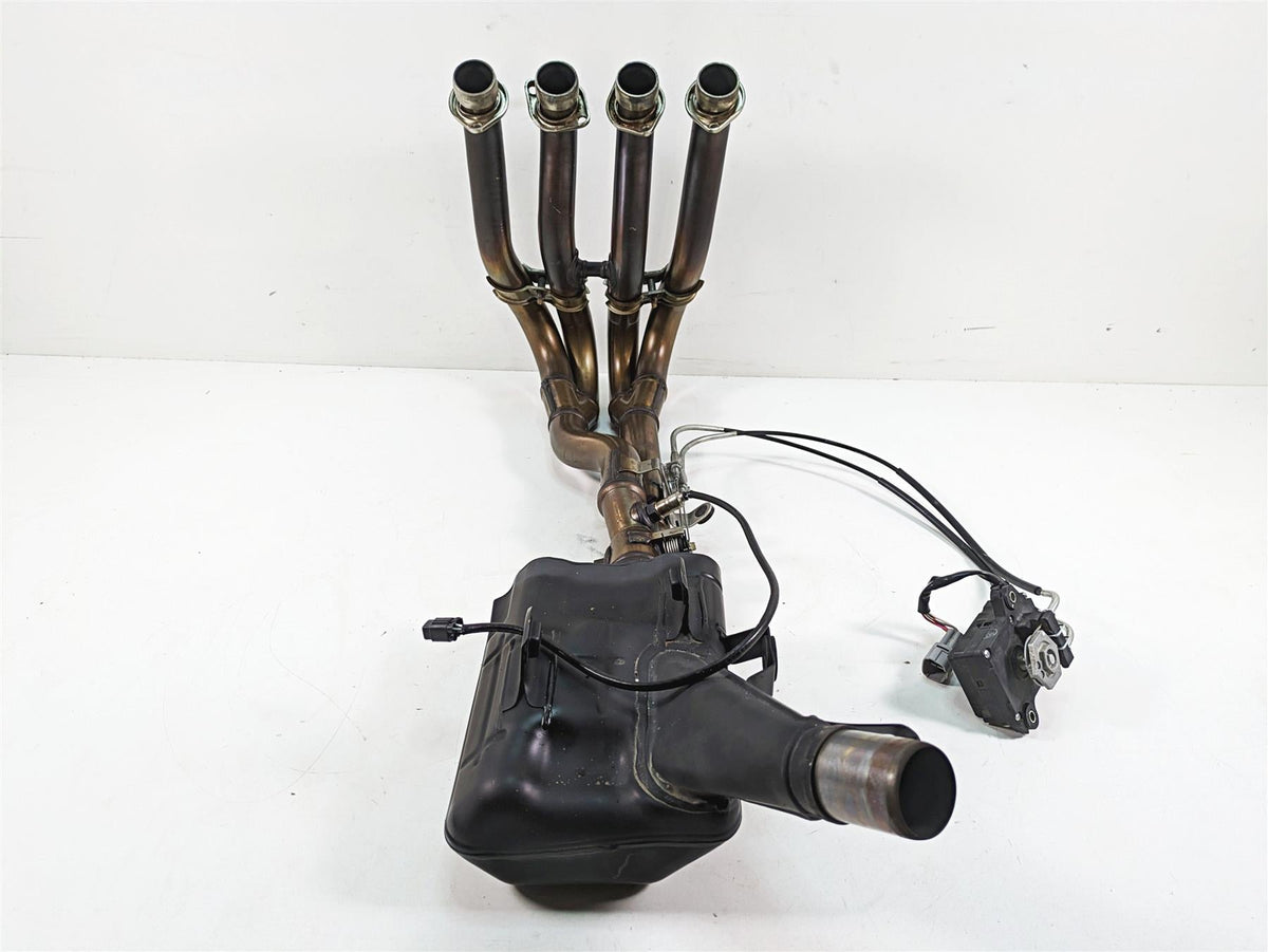 2022 Suzuki GSXR 750 Exhaust Header Manifold & Servo Motor 14100-15J00 {{ shop.shopifyCountryName }} - Mototech271