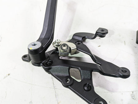 2022 MV Agusta F3 800 Rosso Right Front Footpeg & Brake Pedal 80A0C4103 {{ shop.shopifyCountryName }} - Mototech271