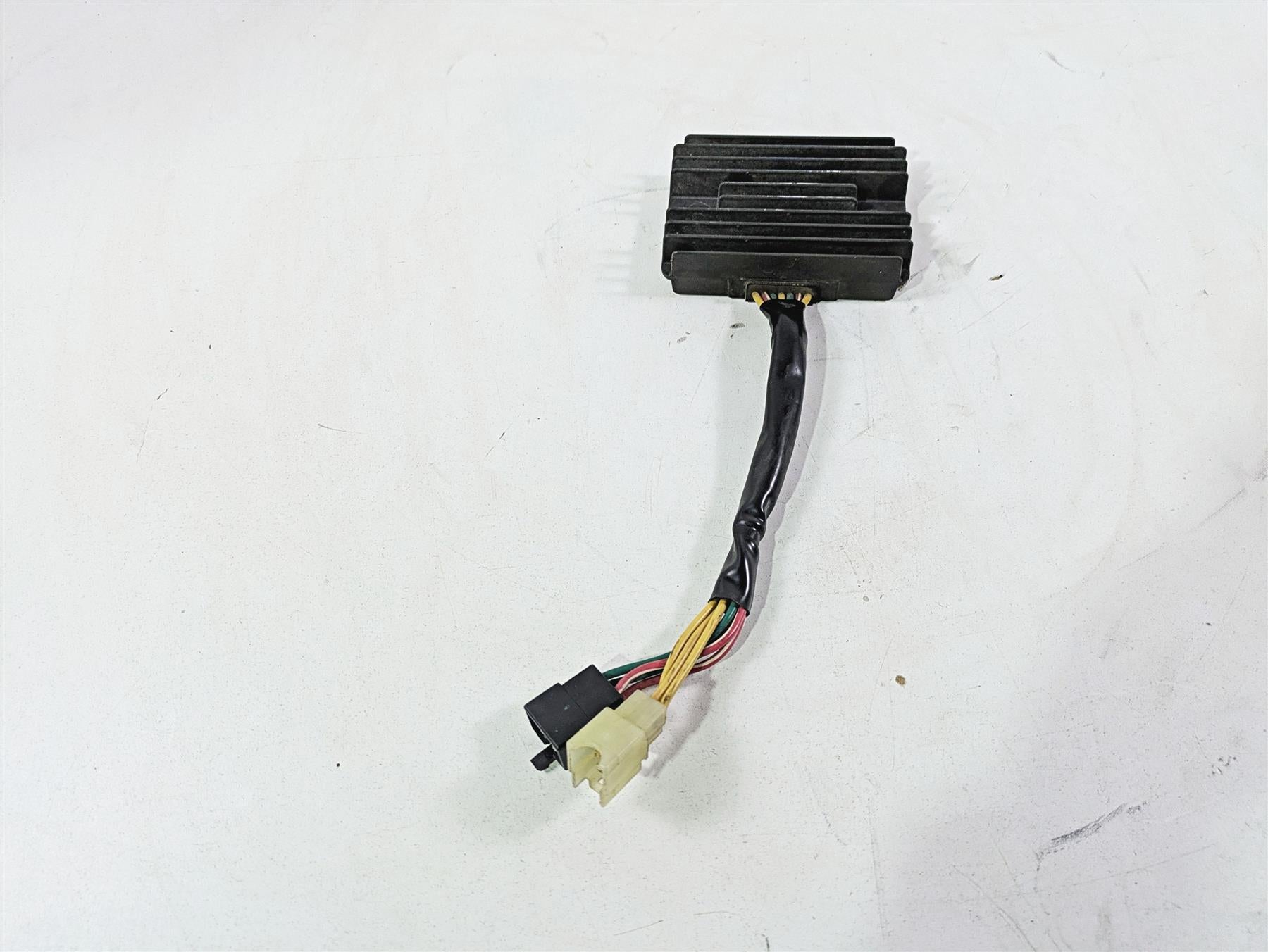 2022 Ducati Scrambler Desert Sled Rectifier Voltage Regulator SH579B 54040111C {{ shop.shopifyCountryName }} - Mototech271