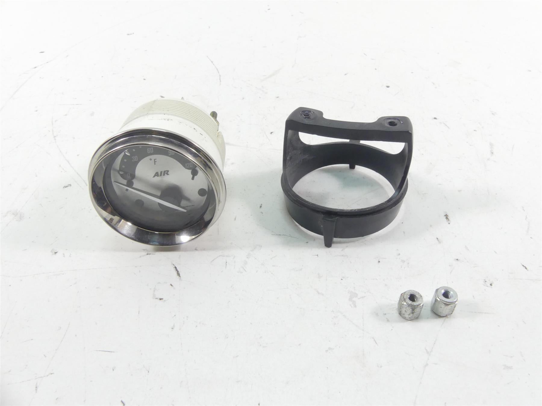 2005 Harley Touring CVO FLHTCSE Electra Glide Air Temperature Gauge 74554-04 {{ shop.shopifyCountryName }} - Mototech271