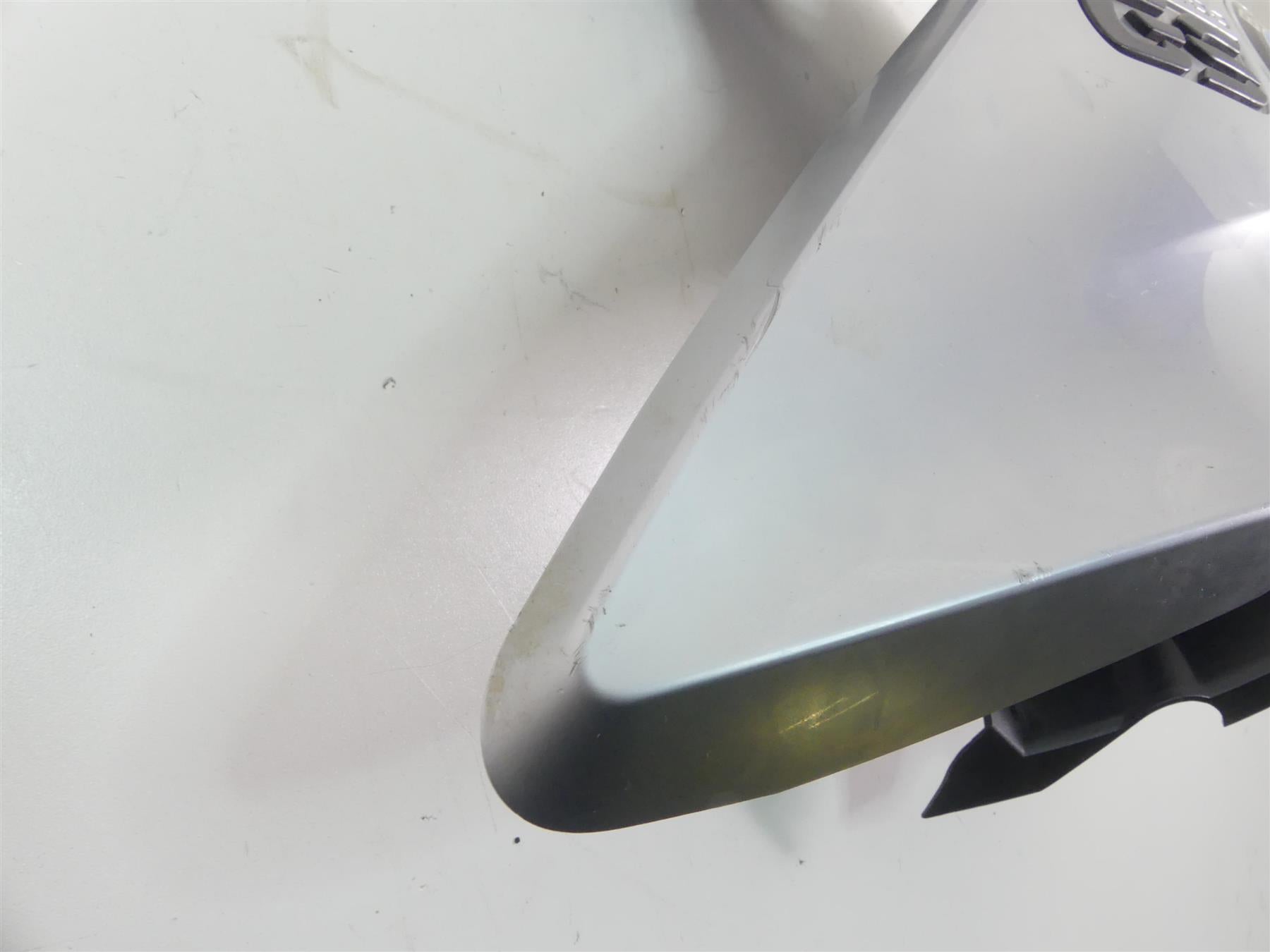 2013 BMW R1200GS GSW K50 Left Side Fuel Tank Grill Cover Fairing 46638533659 {{ shop.shopifyCountryName }} - Mototech271