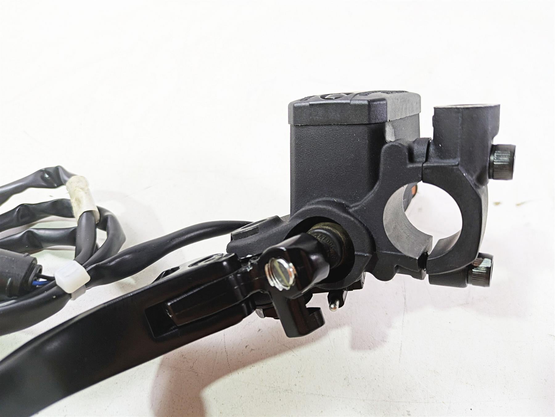 2022 Ducati Scrambler Desert Sled Brembo Clutch Master Cylinder 63040803A {{ shop.shopifyCountryName }} - Mototech271