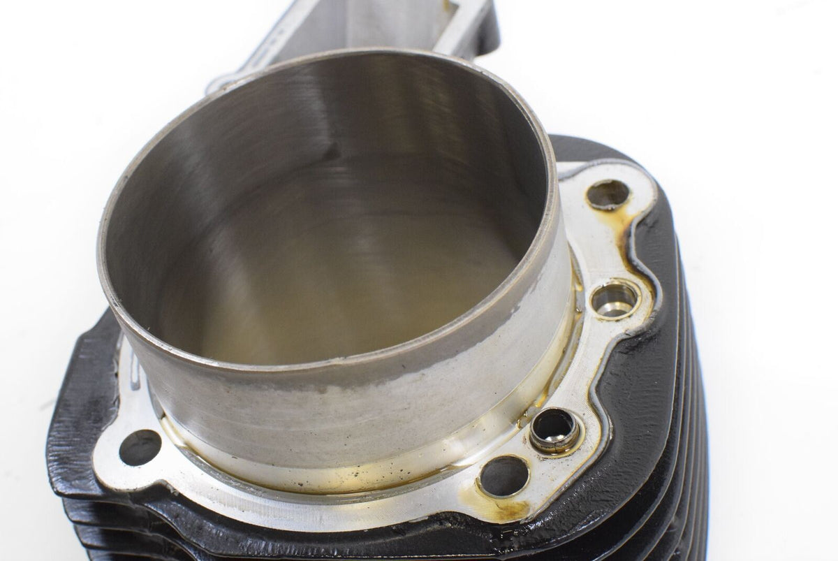 09 BMW R1200RT R1200 RT K26 Left Cylinder Jug Barrel NICE 11117673527 {{ shop.shopifyCountryName }} - Mototech271