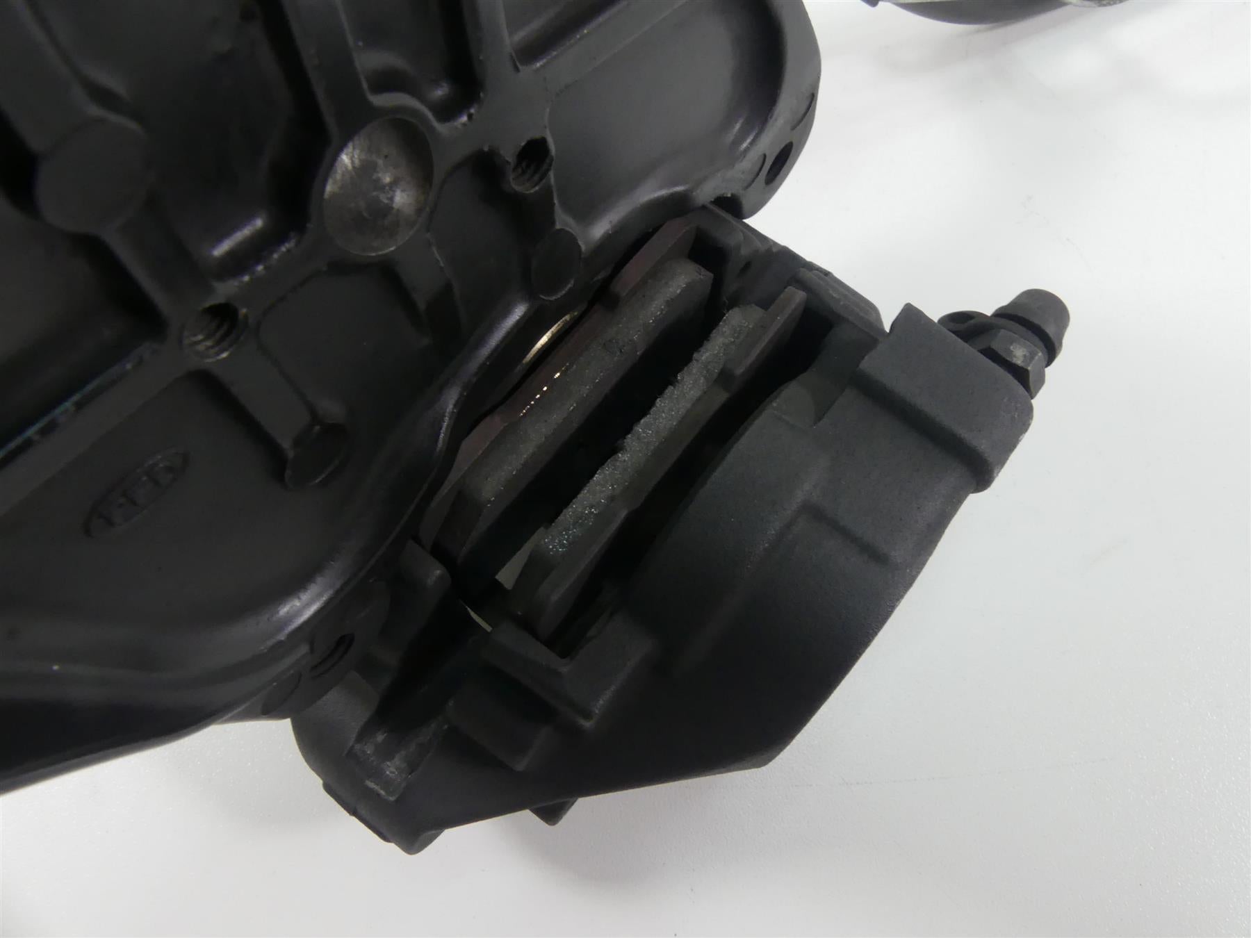 2012 Kawasaki ZX1400 ZX14R Ninja Rear Brake Caliper Bracket Set 43080-0088-DJ {{ shop.shopifyCountryName }} - Mototech271