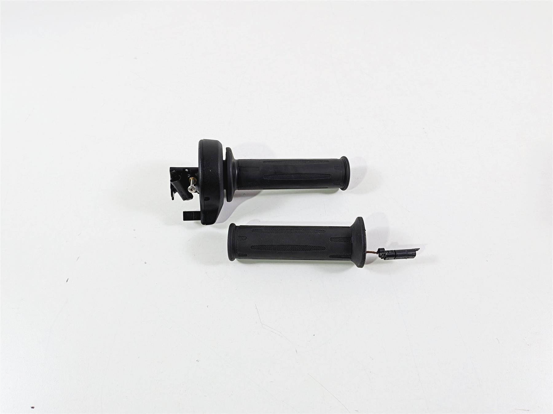 2019 BMW R1250GS K50 Hand Grip Handle Set Heated Cruise 61318549455 61318552120 {{ shop.shopifyCountryName }} - Mototech271
