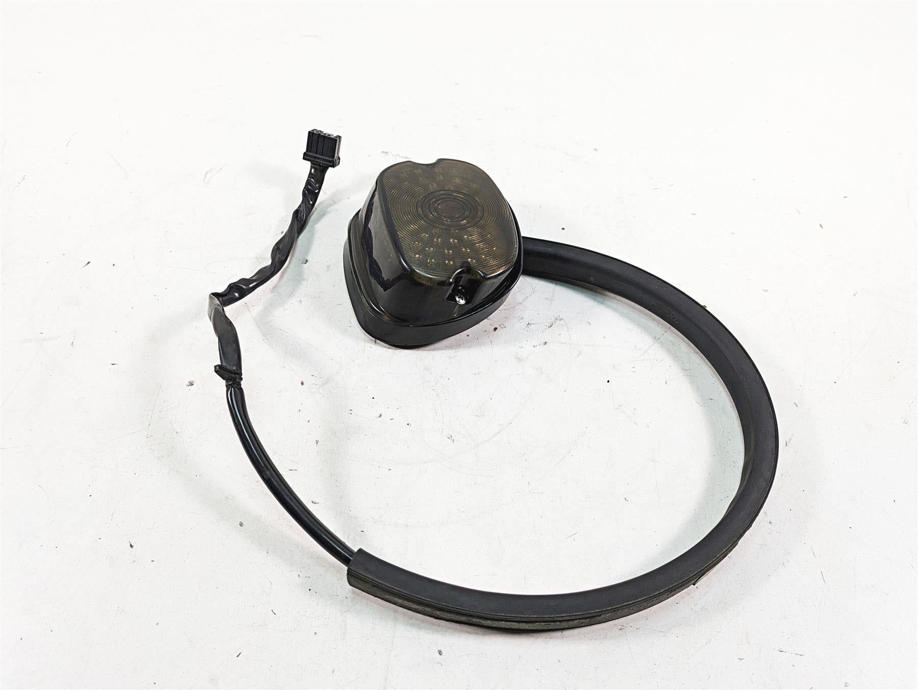 2005 Harley Dyna FXDL Low Rider Smoked Taillight Turn Signal & Wiring {{ shop.shopifyCountryName }} - Mototech271