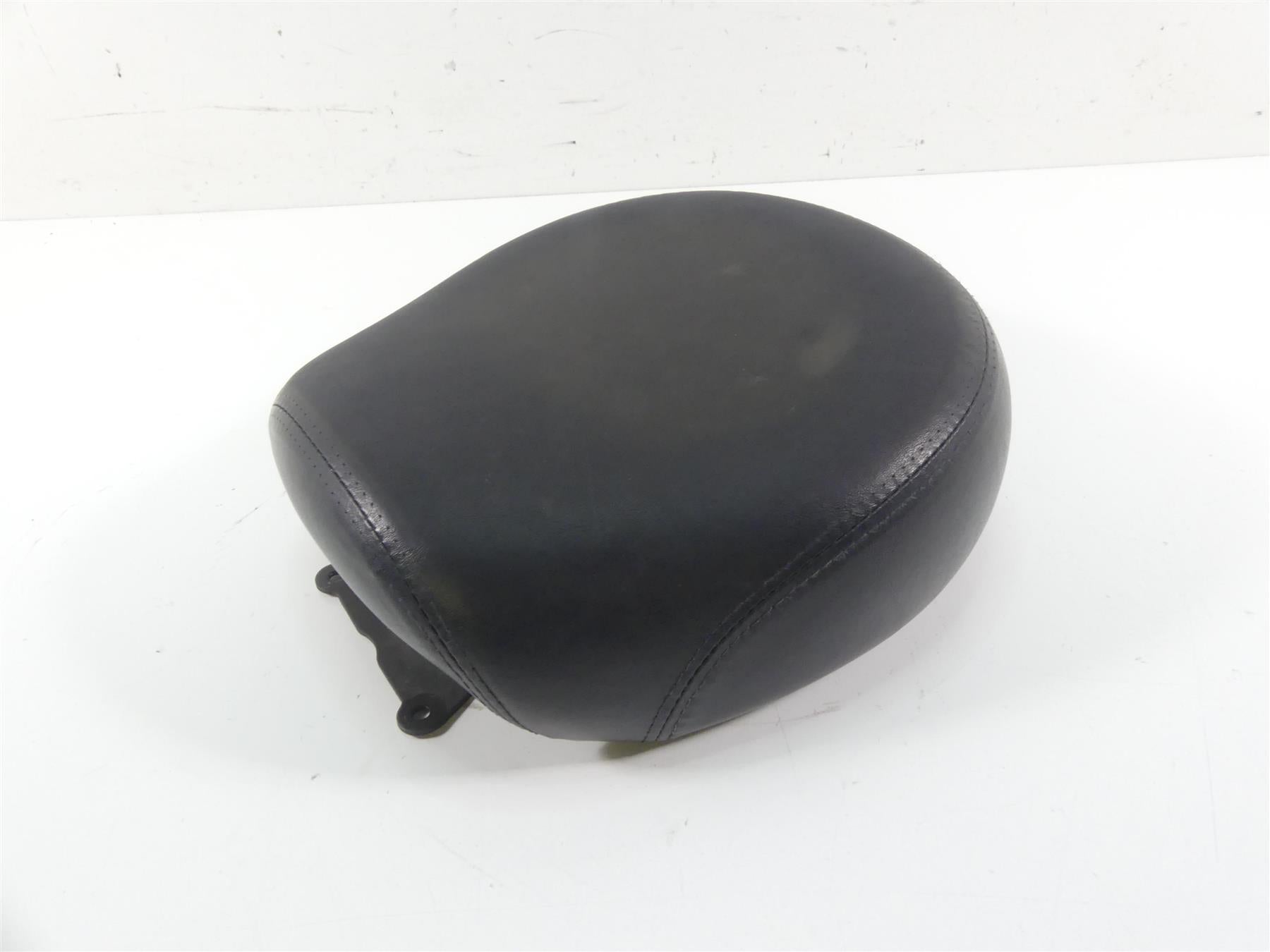 1998 Honda Shadow VT1100T Rear Passenger Pillion Seat Saddle 77300-MBC-000 {{ shop.shopifyCountryName }} - Mototech271