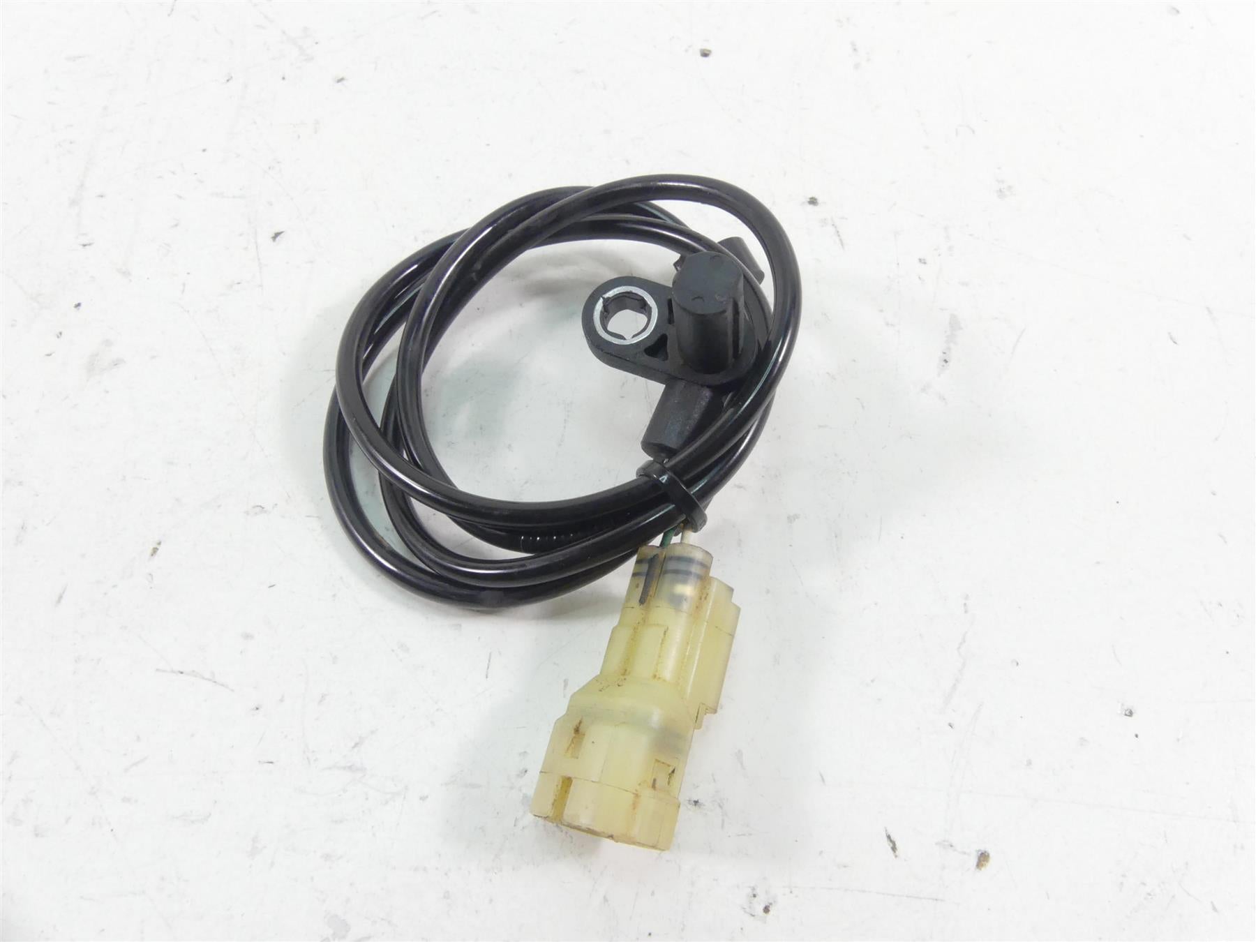2017 Triumph Thruxton 1200 R Rear Abs Brake Wheel Speed Sensor T2021672 {{ shop.shopifyCountryName }} - Mototech271