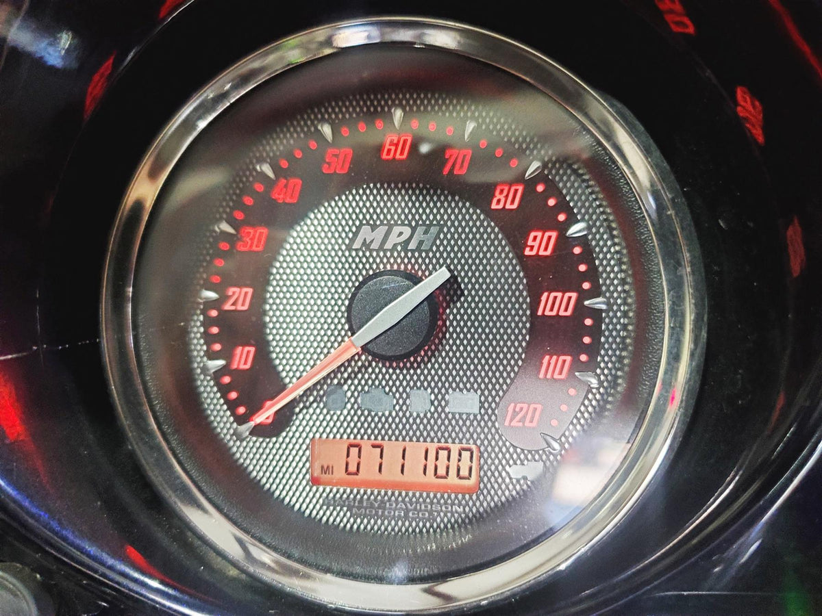 2011 Harley Touring FLHTCUSE CVO E-Glide Speedo Tacho Meter Gauges Set 70731-10 {{ shop.shopifyCountryName }} - Mototech271