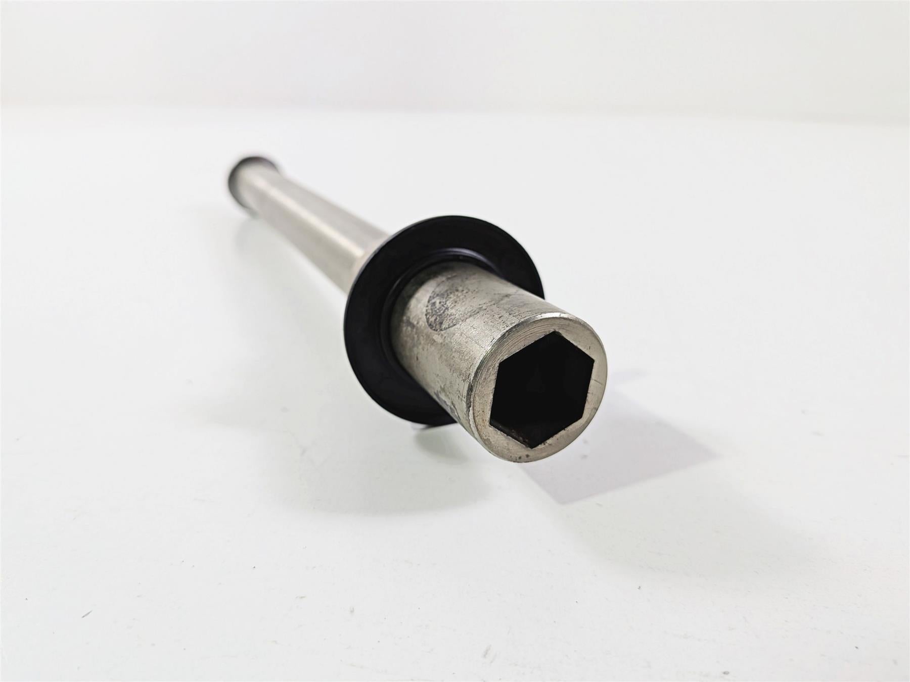 2009 Yamaha VMX17 V-Max 1700 Front Axle Wheel Spindle 2S3-25181-00-00-Mototech271