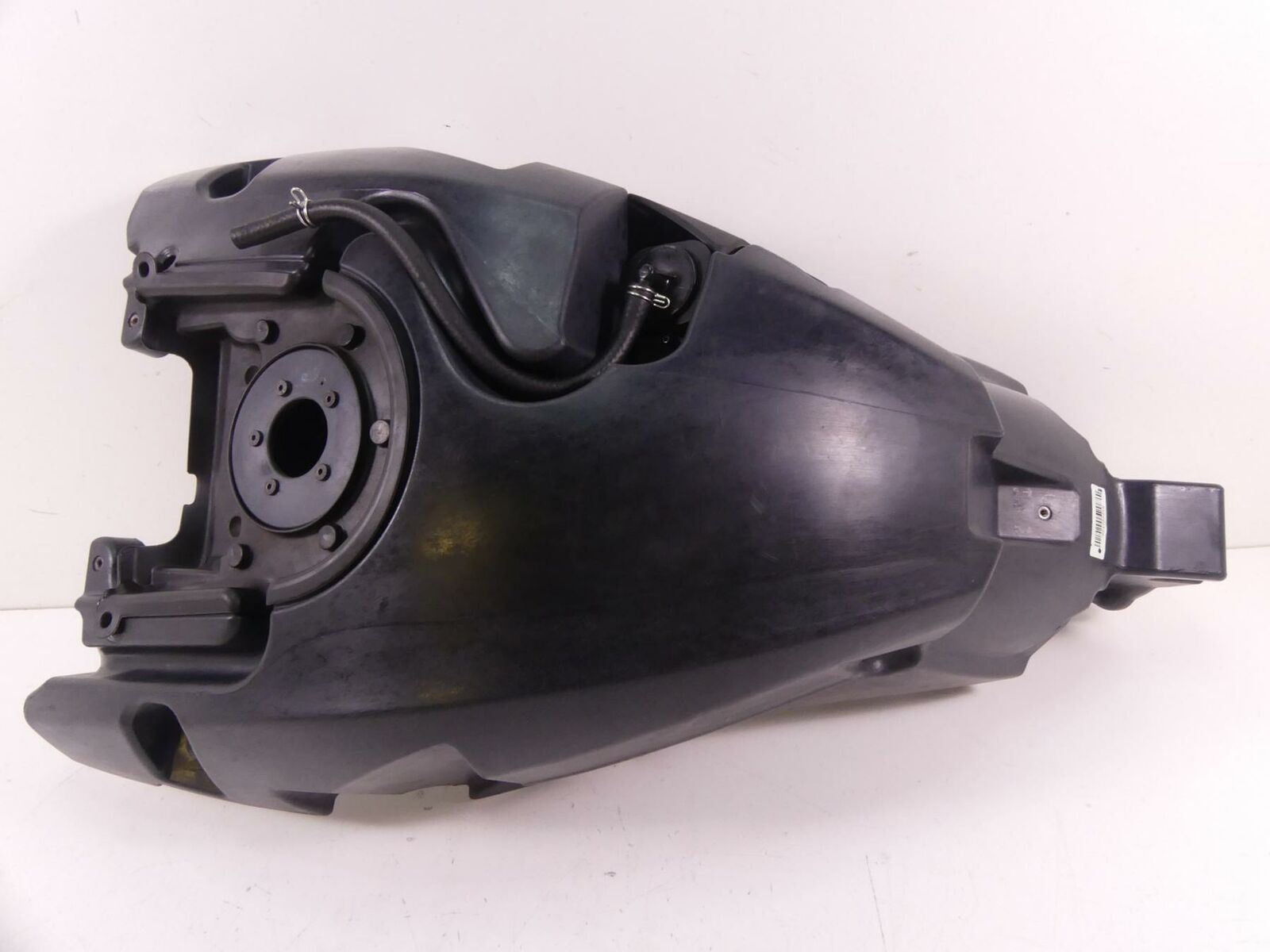 2015 Ducati Diavel Carbon Plastic Fuel Gas Petrol Tank Reservoir -Clean 58612151 {{ shop.shopifyCountryName }} - Mototech271