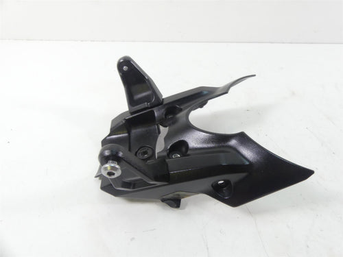 2013 Yamaha VMX17 V-Max 1700 Gauge Headlight Holder Crown Cover 2S3-23437-00-00 | Mototech271