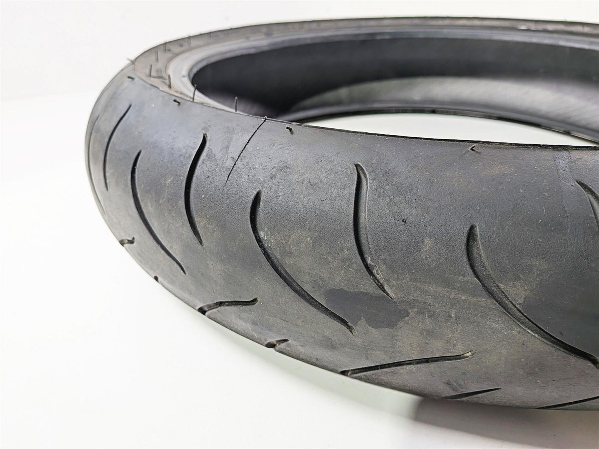 Used Front Motorcycle Tire Bridgestone Battlax BT016 120/70ZR17 3286340425810 {{ shop.shopifyCountryName }} - Mototech271