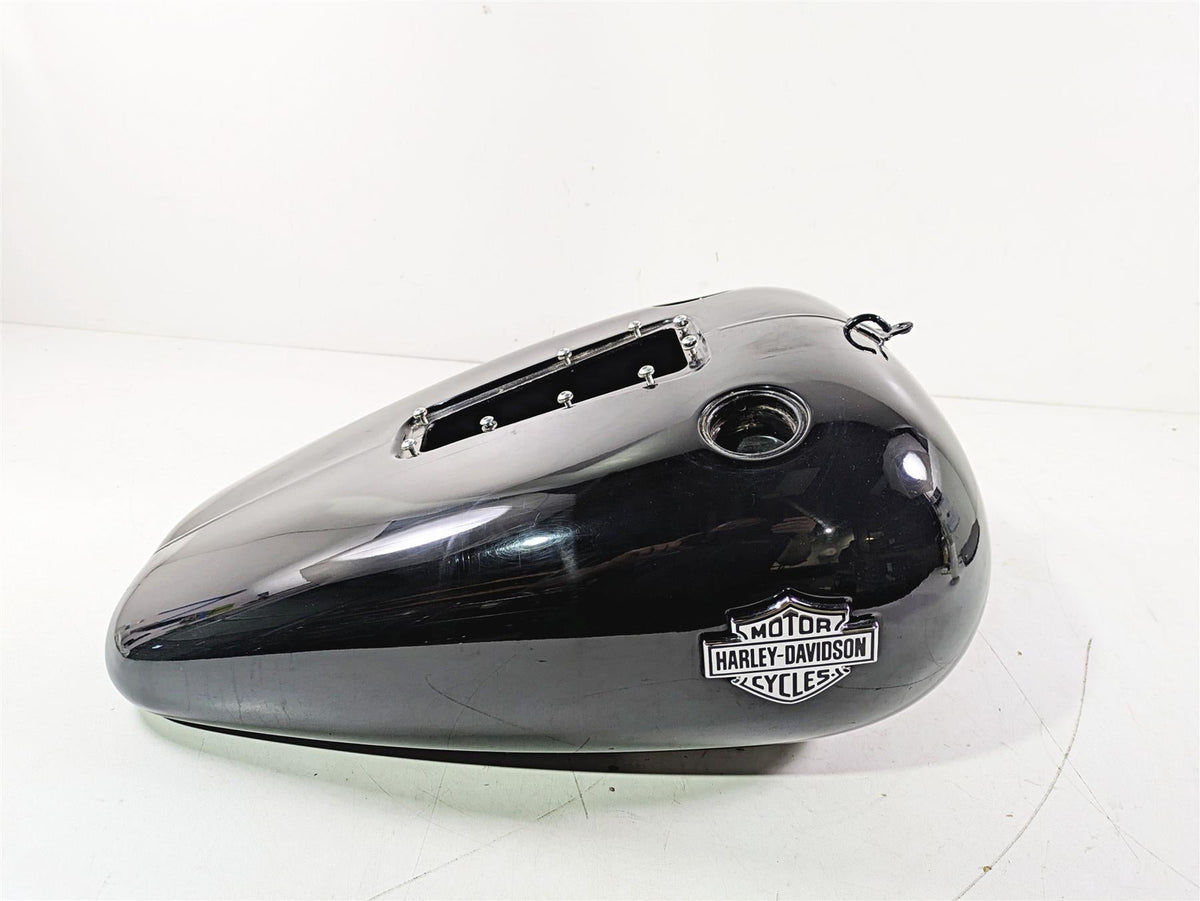 2009 Harley FXCWC Softail Rocker Fuel Gas Petrol Tank - Read 62105-08 {{ shop.shopifyCountryName }} - Mototech271