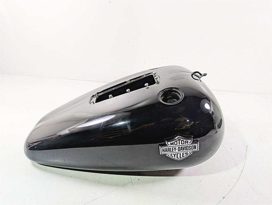 2009 Harley FXCWC Softail Rocker Fuel Gas Petrol Tank - Read 62105-08 {{ shop.shopifyCountryName }} - Mototech271