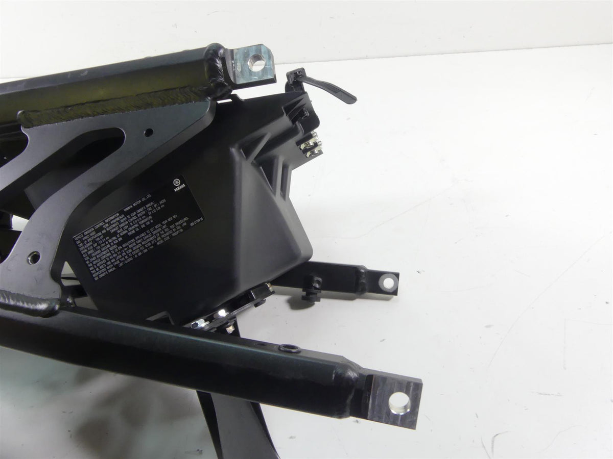 2017 Yamaha XT1200Z Super Tenere Rear Subframe & Inner Fender Set 2BS-21190-10 {{ shop.shopifyCountryName }} - Mototech271