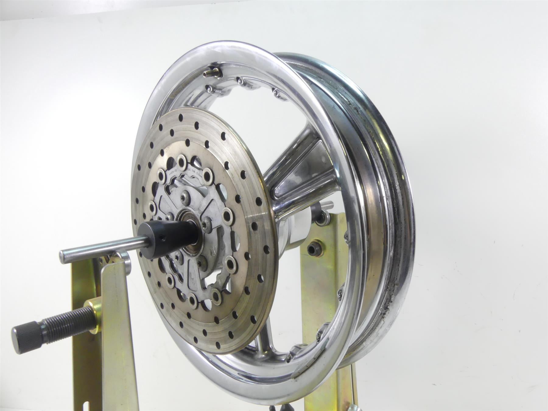2004 Harley FLHTC SE CVO Electra Glide Straight Rear Wheel Rim 16x3 43482-04 {{ shop.shopifyCountryName }} - Mototech271