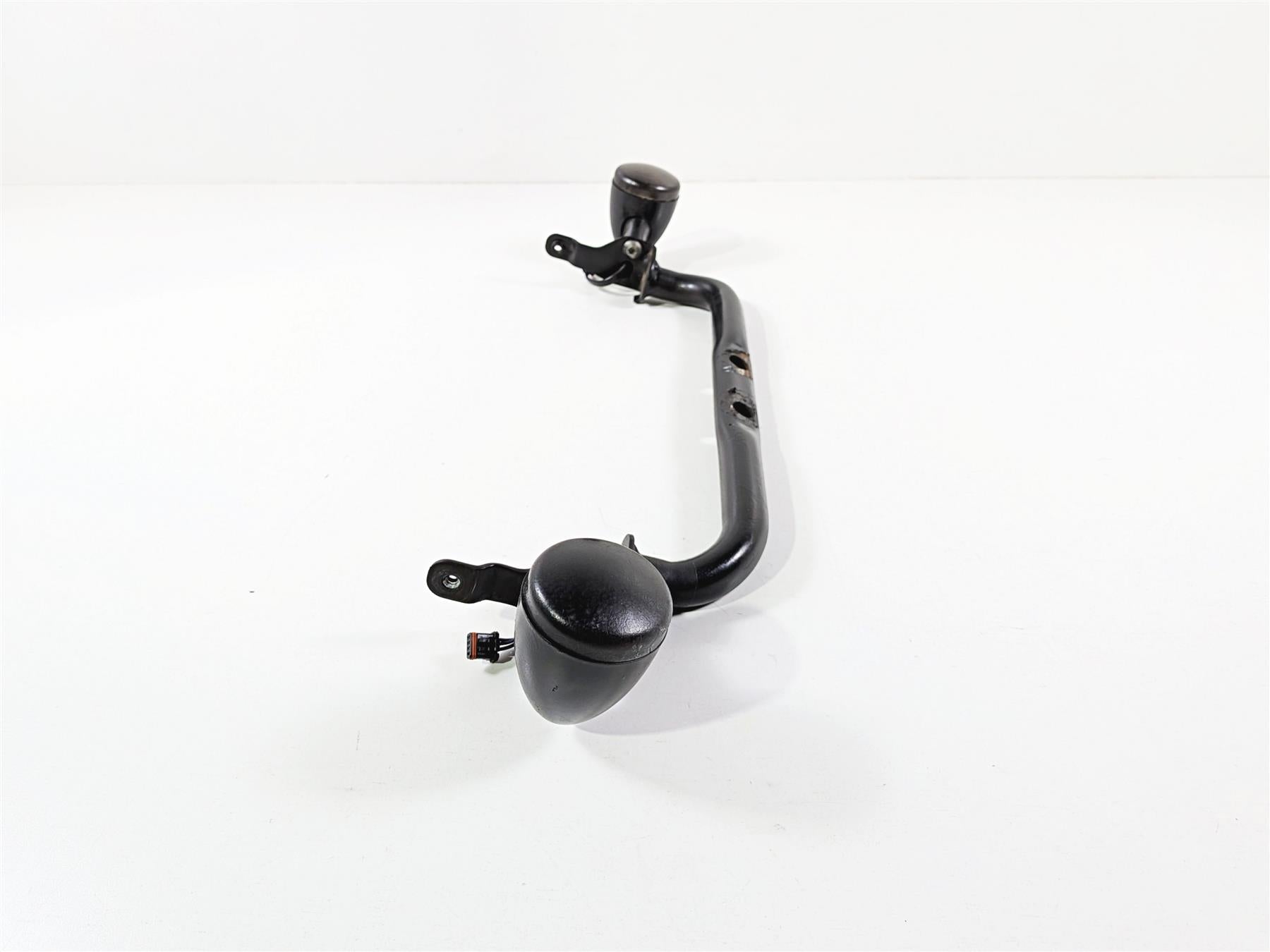 2022 Harley Softail FXLRST Low Rider Front Blinker & Mount Bar 47200898 {{ shop.shopifyCountryName }} - Mototech271