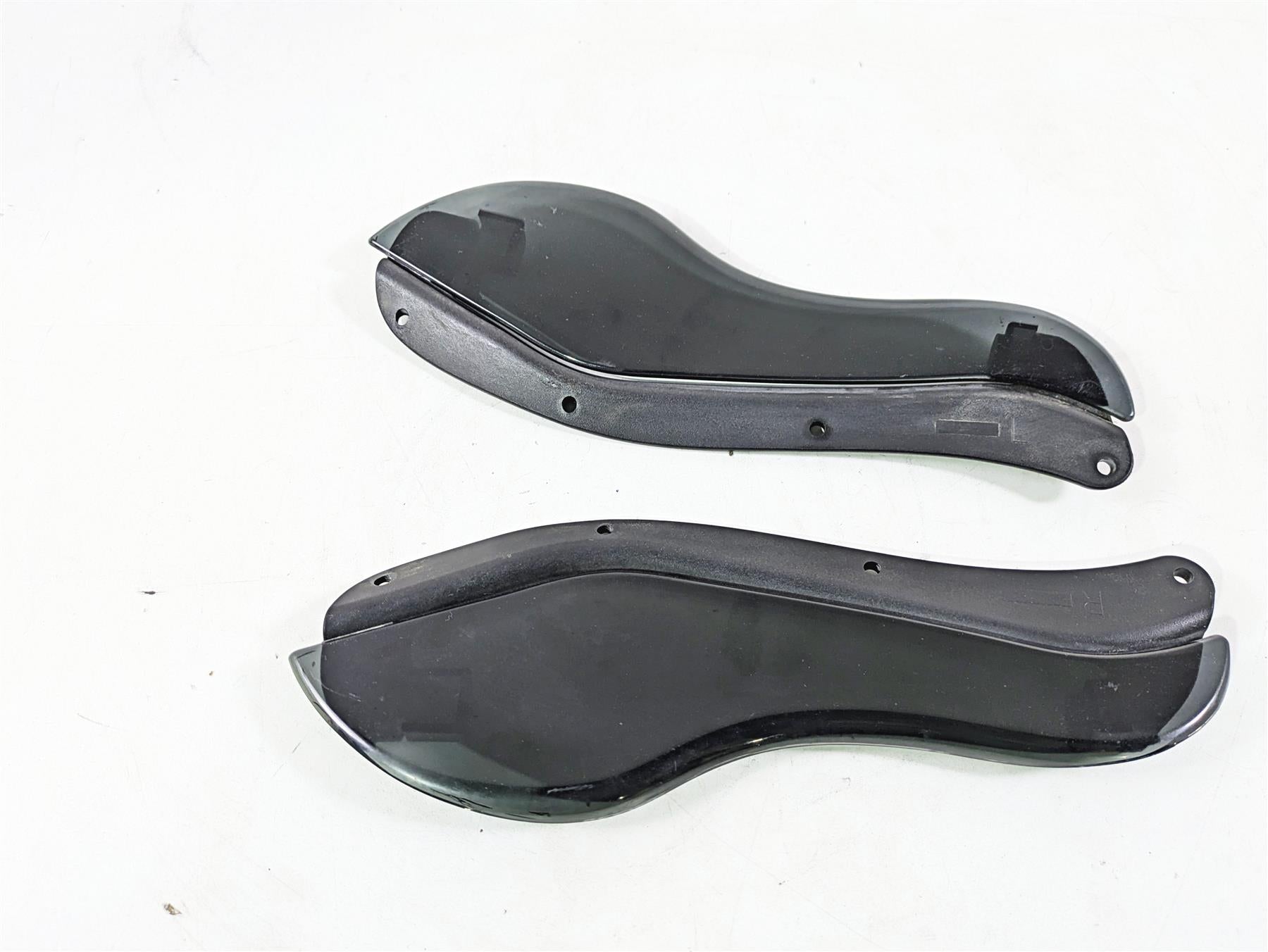 2011 Harley Touring FLHTCUSE CVO E-Glide Front Lower Wind Deflector Set {{ shop.shopifyCountryName }} - Mototech271
