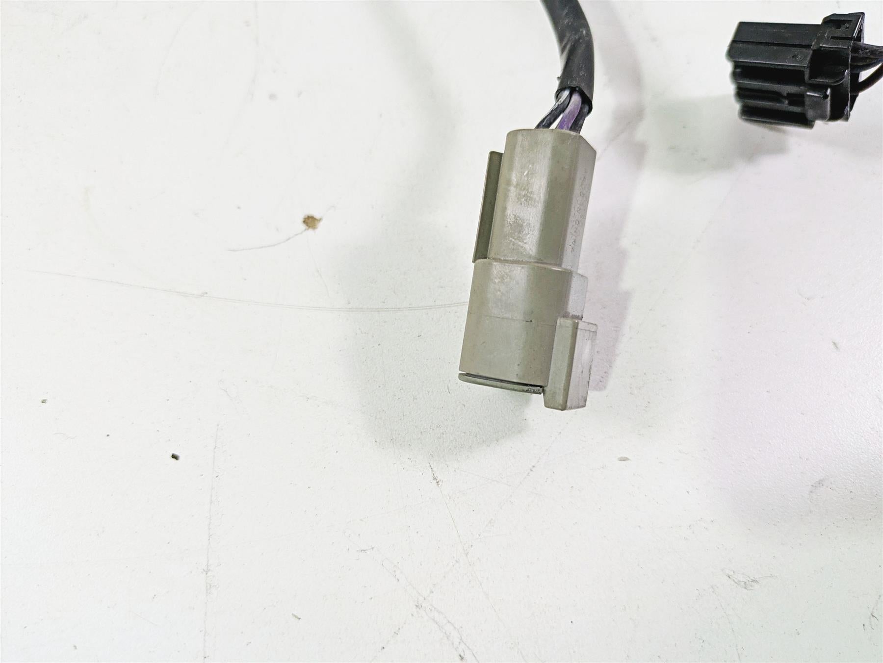 2013 Harley VRSCF Muscle Rod Rear Turn Signal Module 69457-09 {{ shop.shopifyCountryName }} - Mototech271