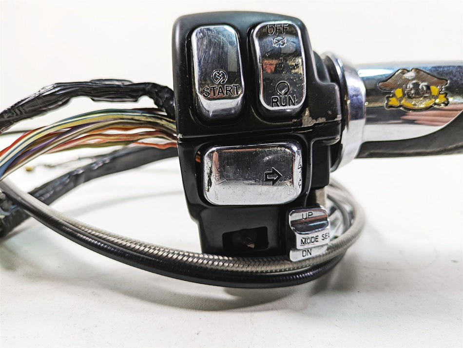 2005 Harley Touring FLHTCUI Electra Glide Right Control Switch - Read 71589-96 {{ shop.shopifyCountryName }} - Mototech271