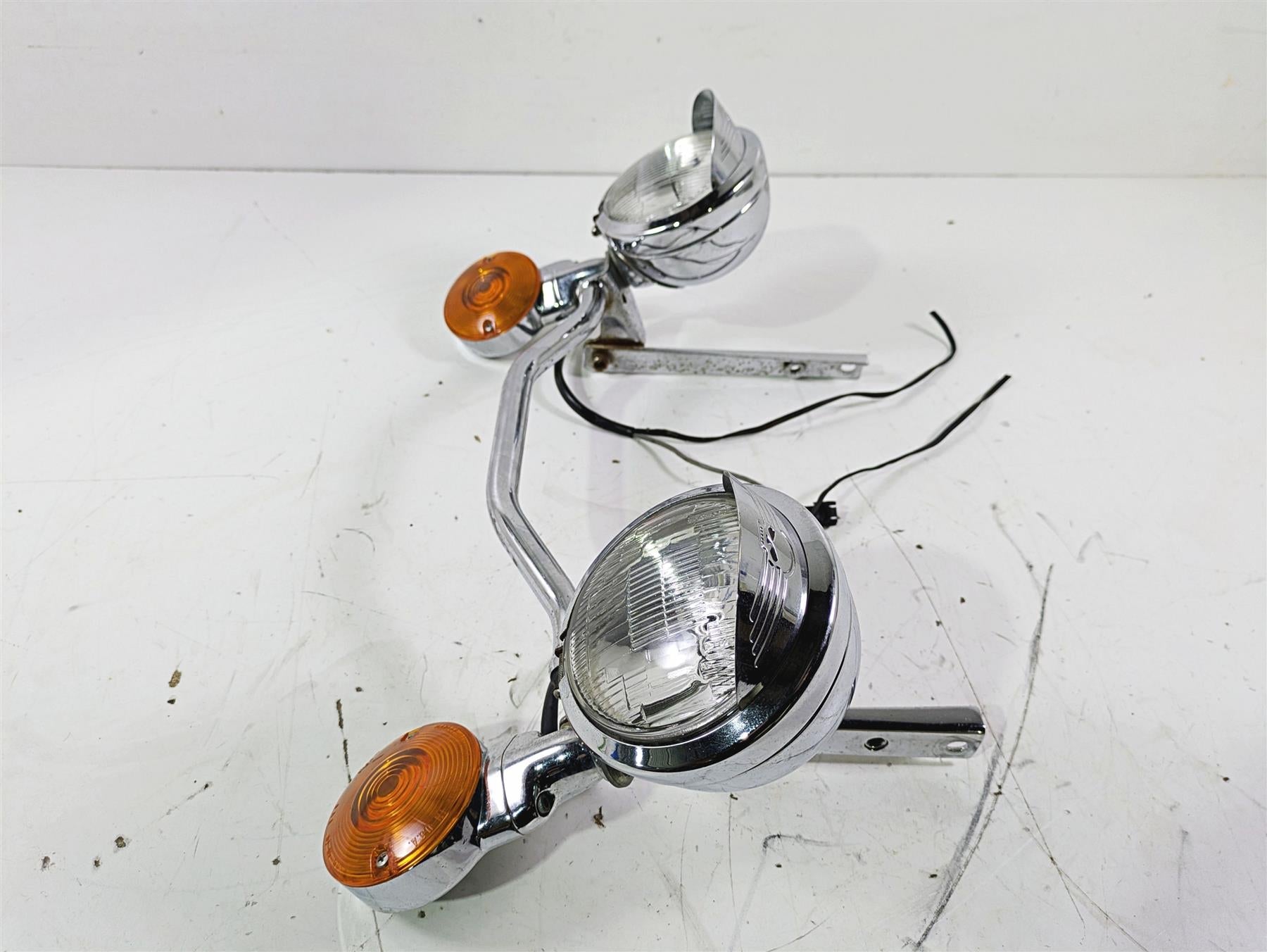 1992 Harley FLSTC Softail Heritage Front Spot Light & Blinker Set 58082-87 {{ shop.shopifyCountryName }} - Mototech271