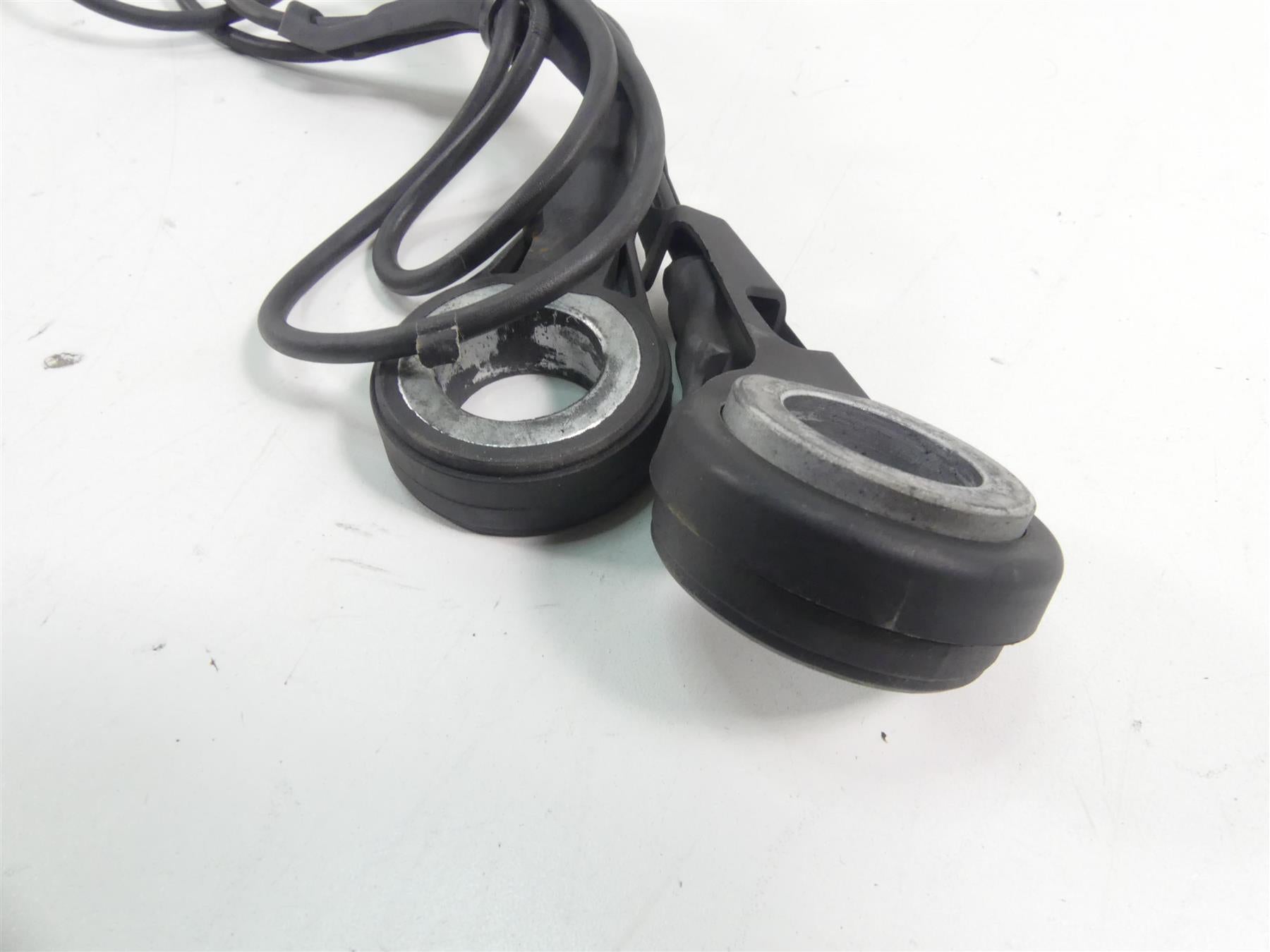 2021 Harley Softail FLSB Sport Glide Abs Wheel Speed Sensor Set 41100076 {{ shop.shopifyCountryName }} - Mototech271