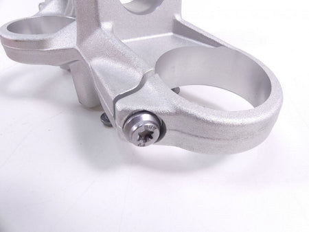 2020 BMW F900 R F900R K83 Upper Triple Tree Steering Clamp Risers 8404205 {{ shop.shopifyCountryName }} - Mototech271