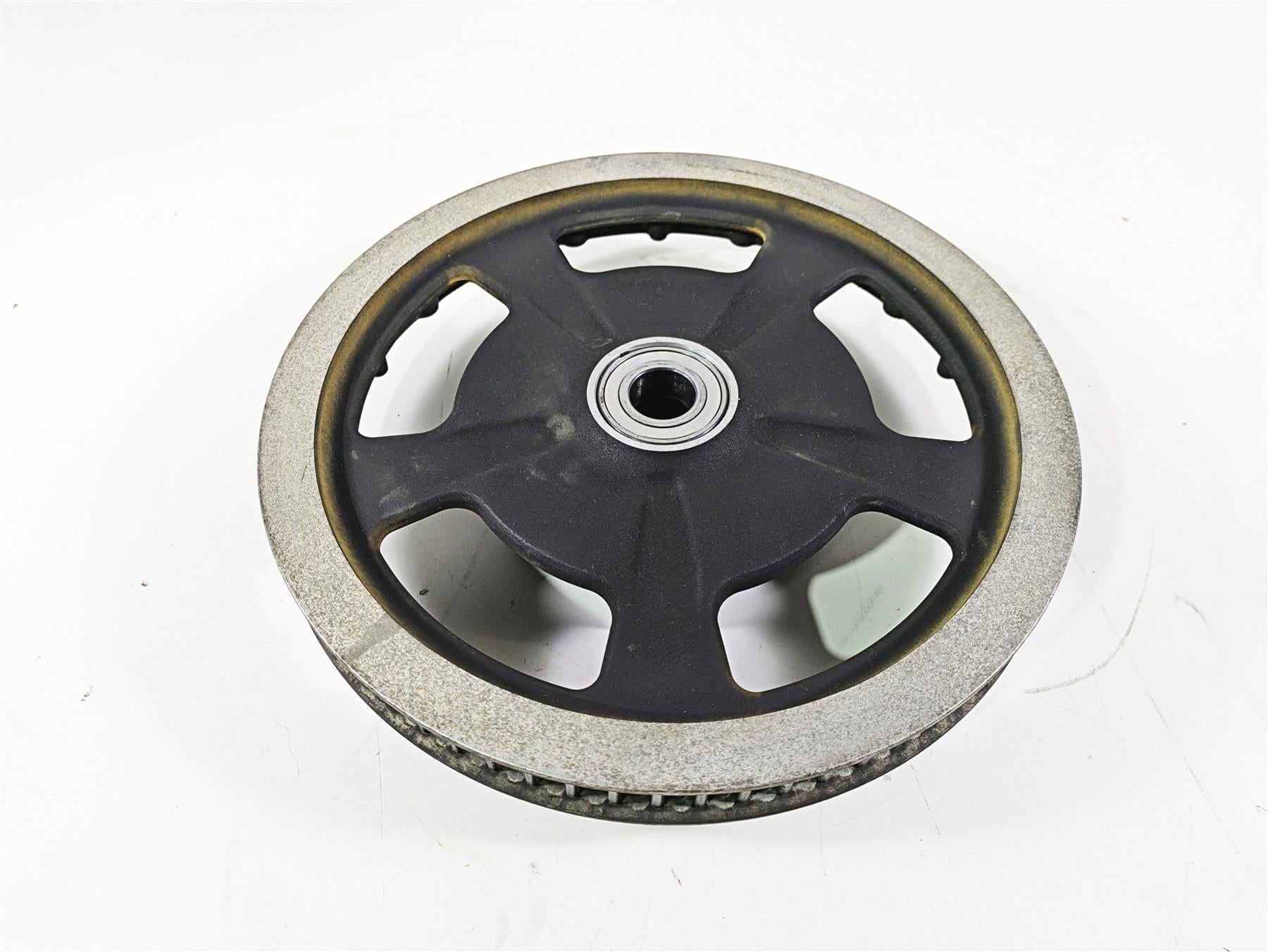 2017 Harley Touring FLHTKSE CVO E-Glide Rear Drive Belt Pulley 68T 1