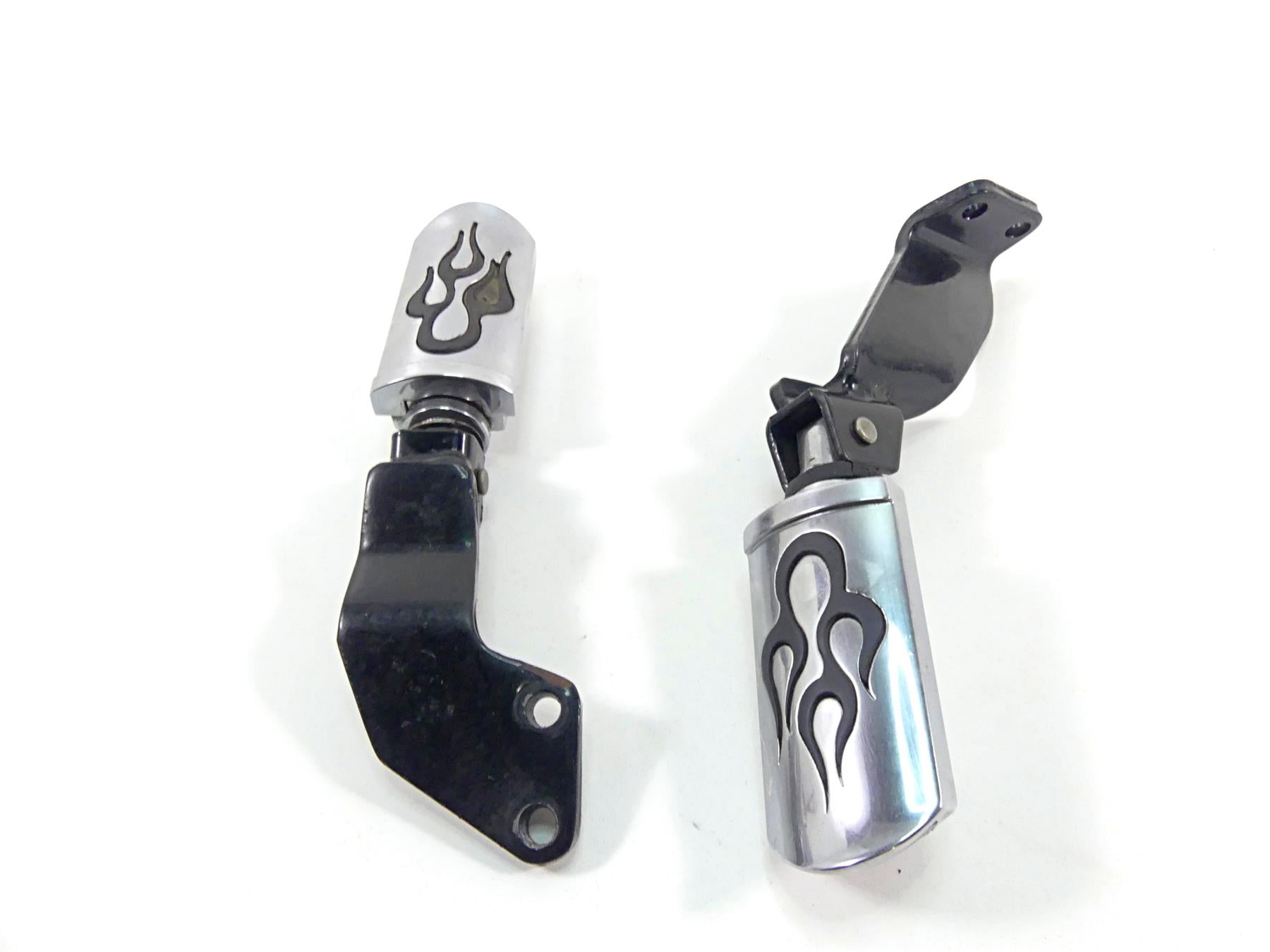 2002 Honda VTX1800 R Rear Passenger Footpeg Set 50680-MCV-000 50685-MCV-000 {{ shop.shopifyCountryName }} - Mototech271
