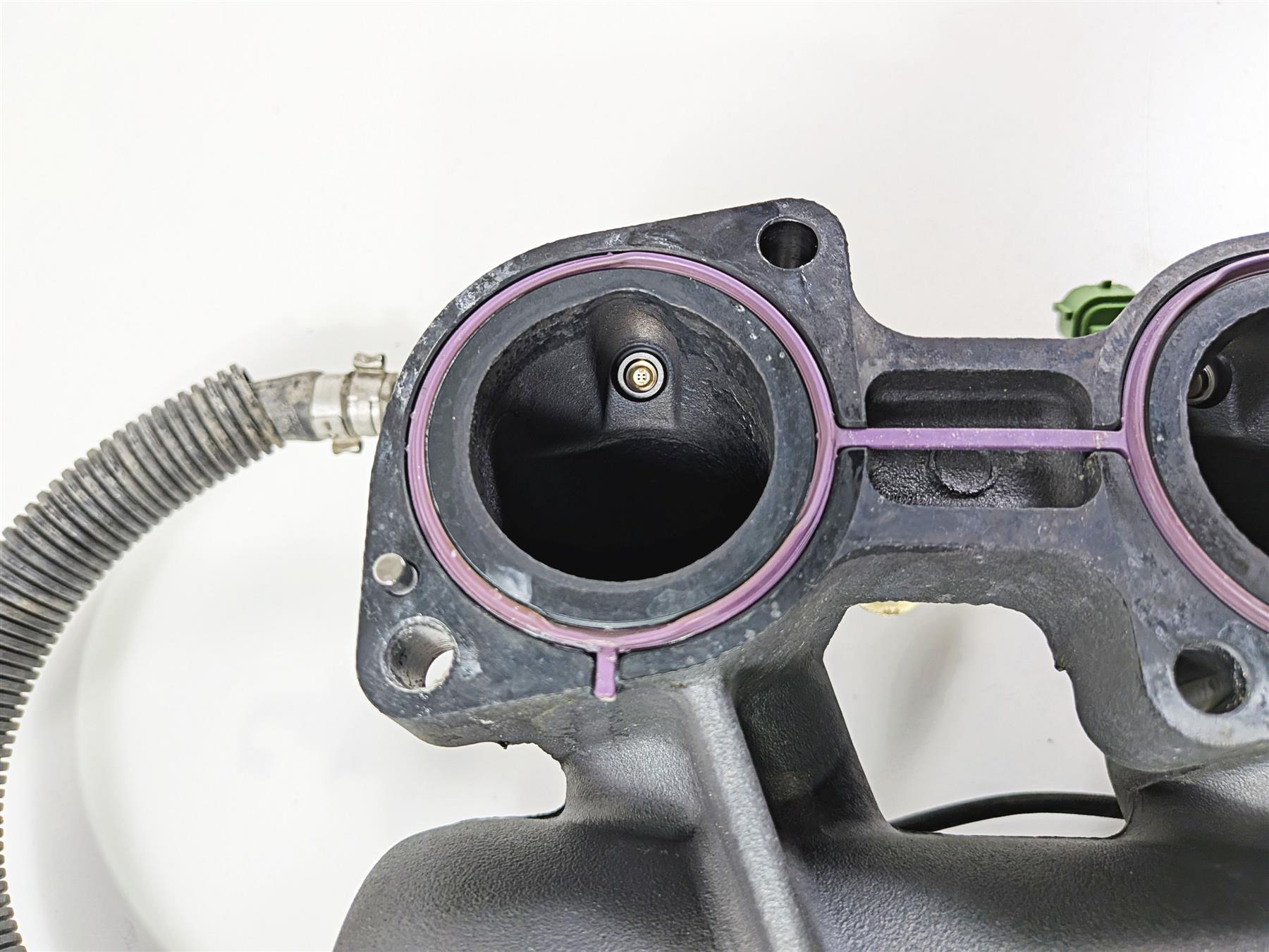 2009 Yamaha Waverunner FX1800 Cruiser Intake Manifold Injectors 6S5-13641-00-00 {{ shop.shopifyCountryName }} - Mototech271