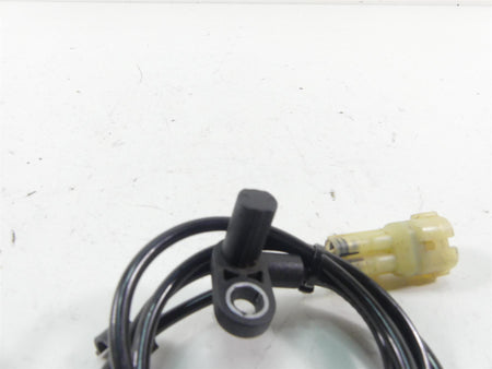 2017 Triumph Thruxton 1200 R Rear Abs Brake Wheel Speed Sensor T2021672 {{ shop.shopifyCountryName }} - Mototech271