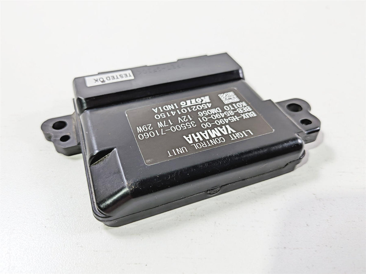 2025 Yamaha YZF R7 Light Control Unit Module Black Box - Tested BEB-85490-01 {{ shop.shopifyCountryName }} - Mototech271