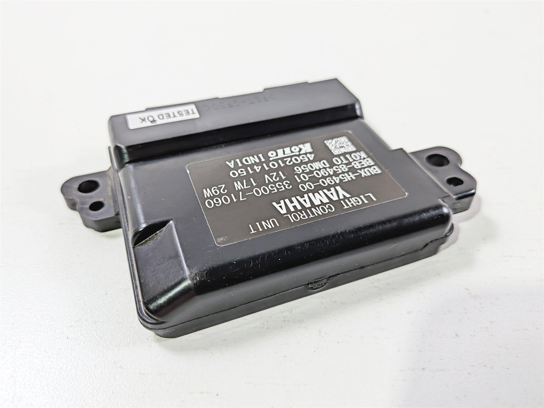 2025 Yamaha YZF R7 Light Control Unit Module Black Box - Tested BEB-85490-01 {{ shop.shopifyCountryName }} - Mototech271