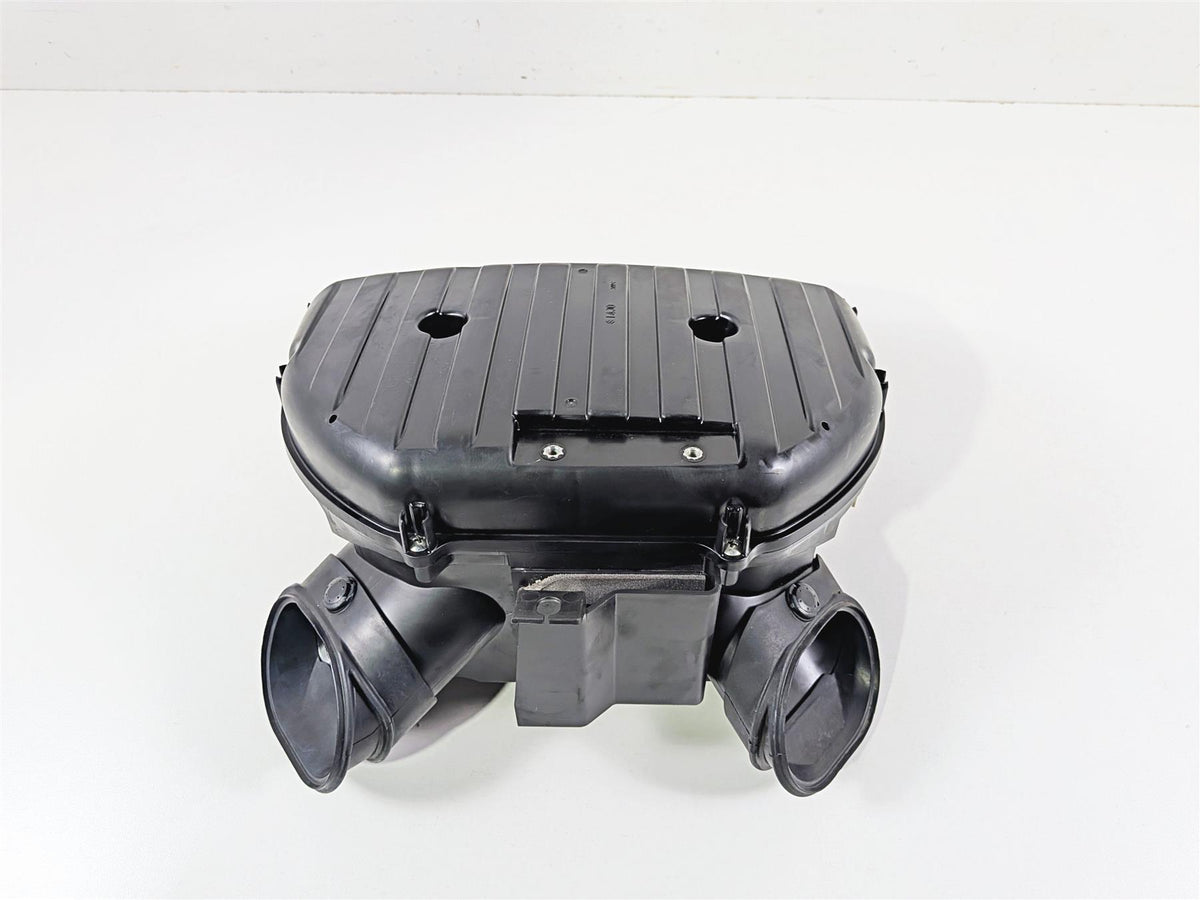 2024 Suzuki GSXR600 Air Box Cleaner Breather Filter 13720-14J01 {{ shop.shopifyCountryName }} - Mototech271